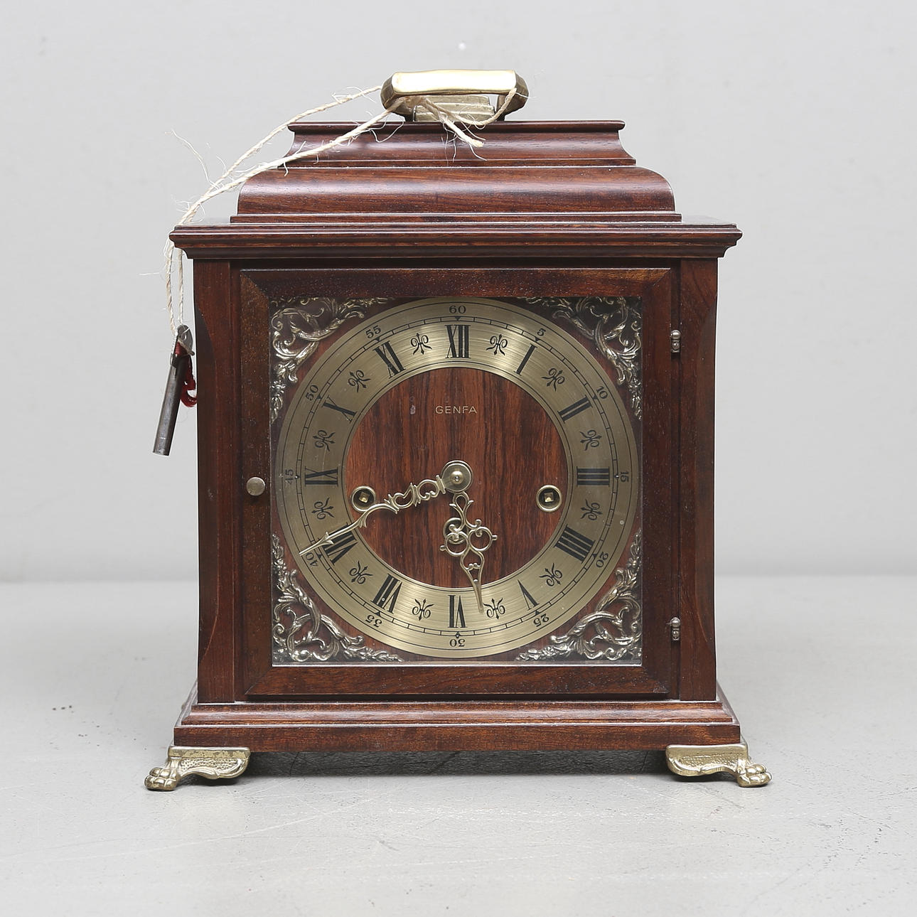 BORDSUR, Genfa, 1900-tal.