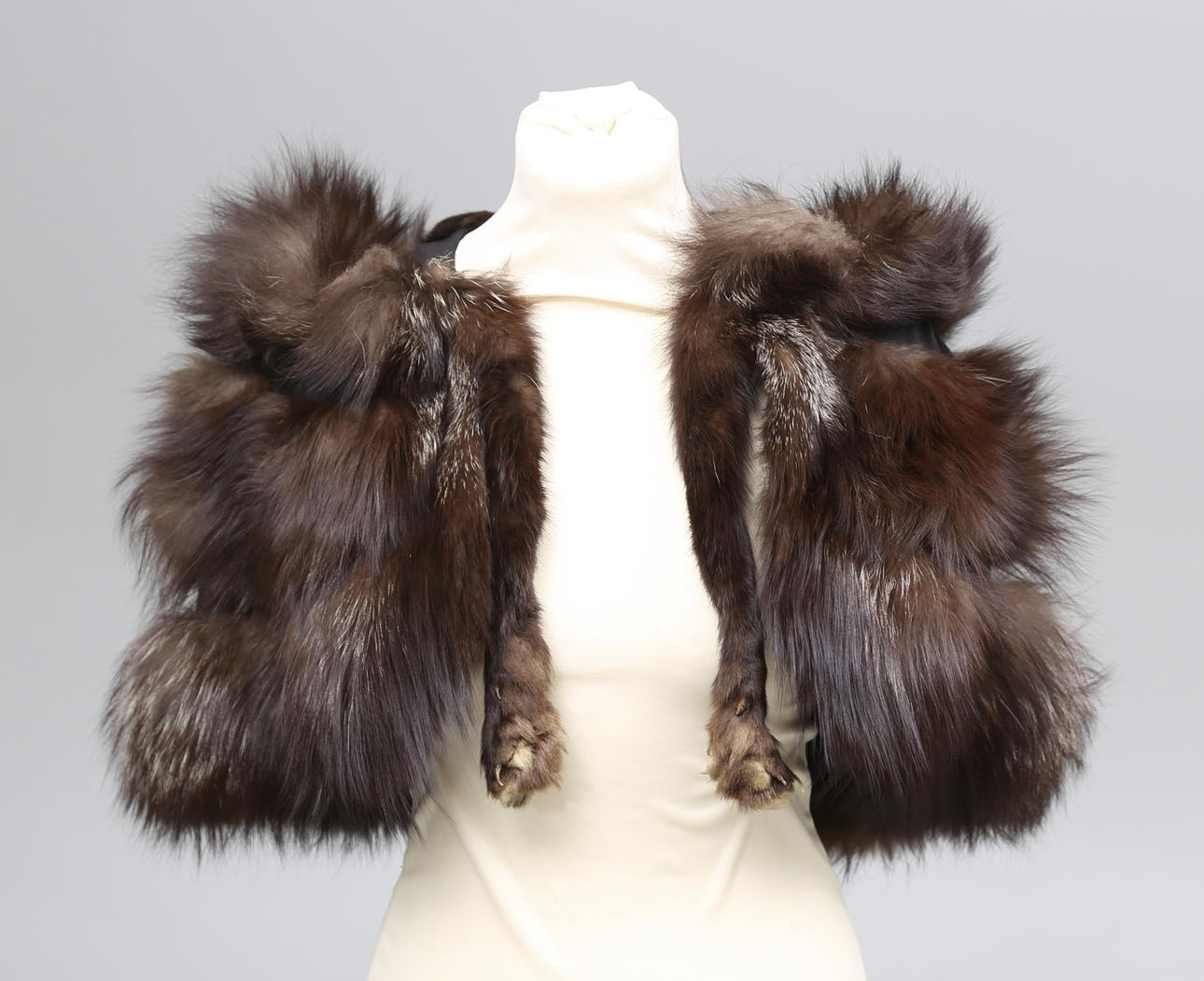 PÄLS, 4 delar, räv, Aase Modell, Hälsingborg.