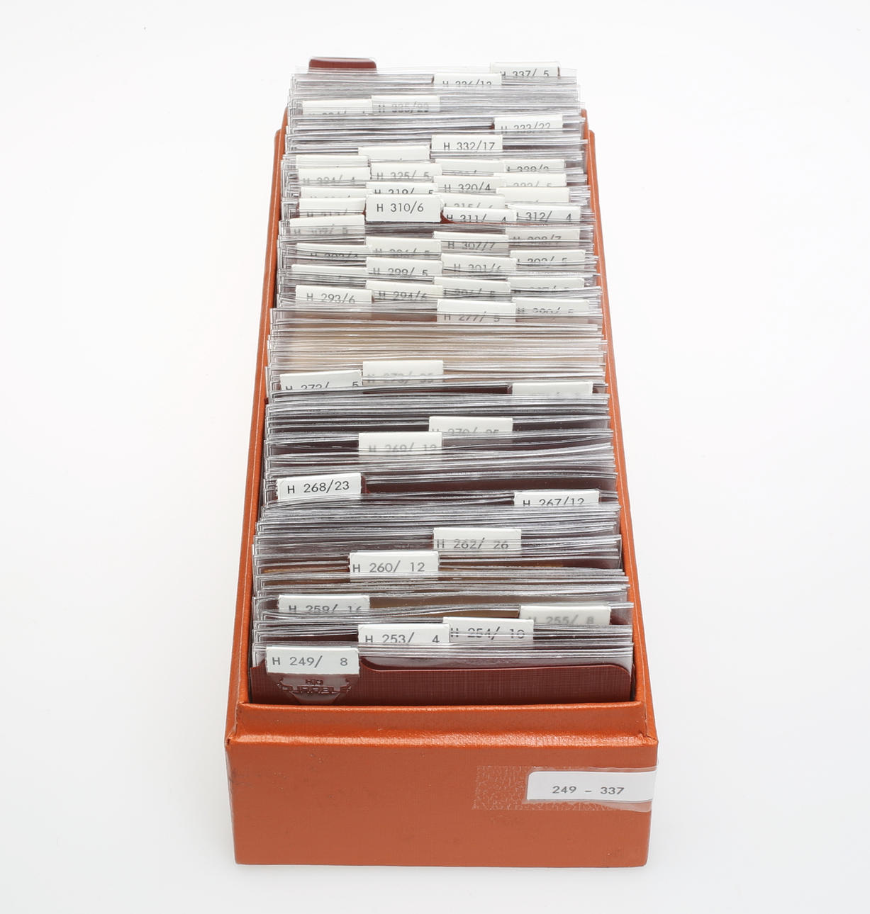 FRIMÄRKSHÄFTEN, postfriska.