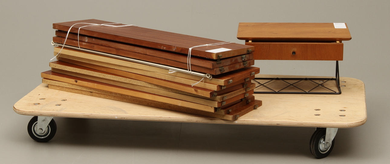 STRINGHYLLA, TELEFONHYLLA m.m.