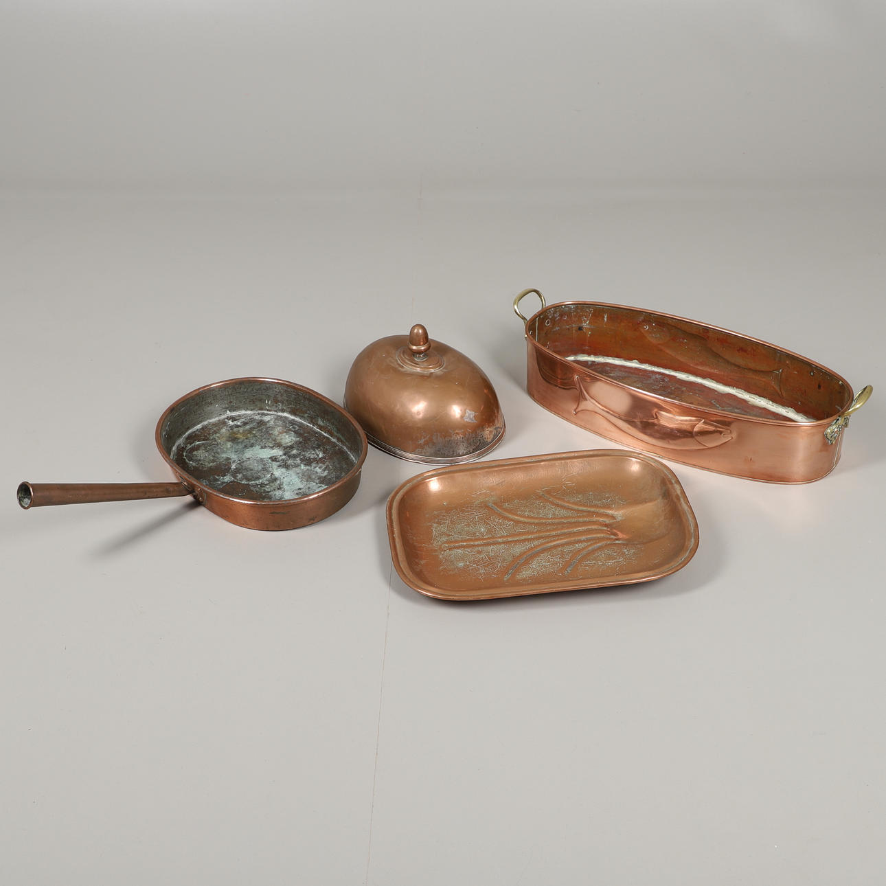 FIRE KOBBERS KØKKENVARER.