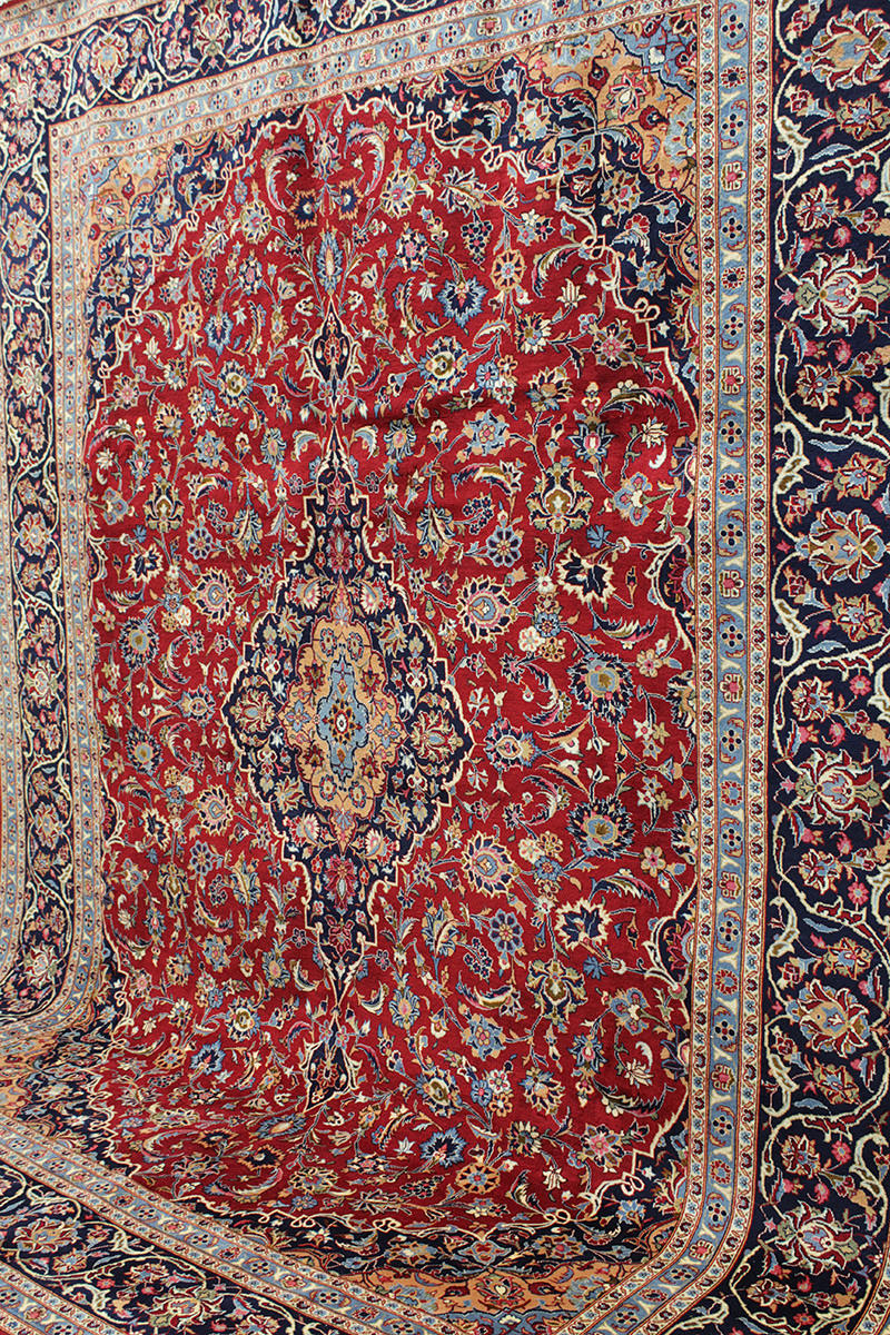MATTA, Persisk, Mashhad, 380 x 303 cm.