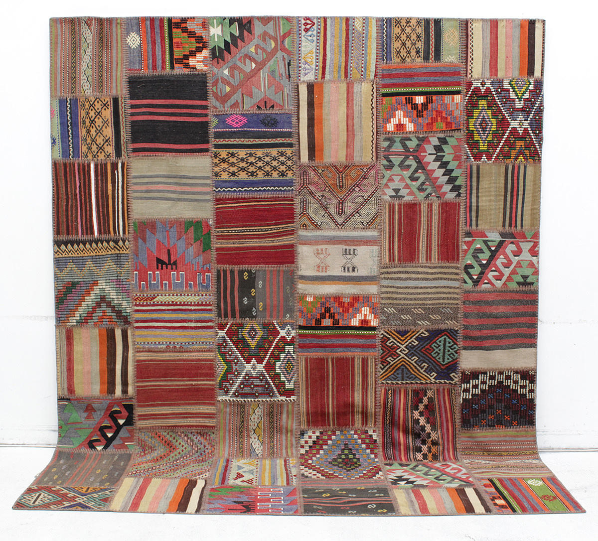 MATTA, Kelim, Patchwork, 300 x 255 cm.