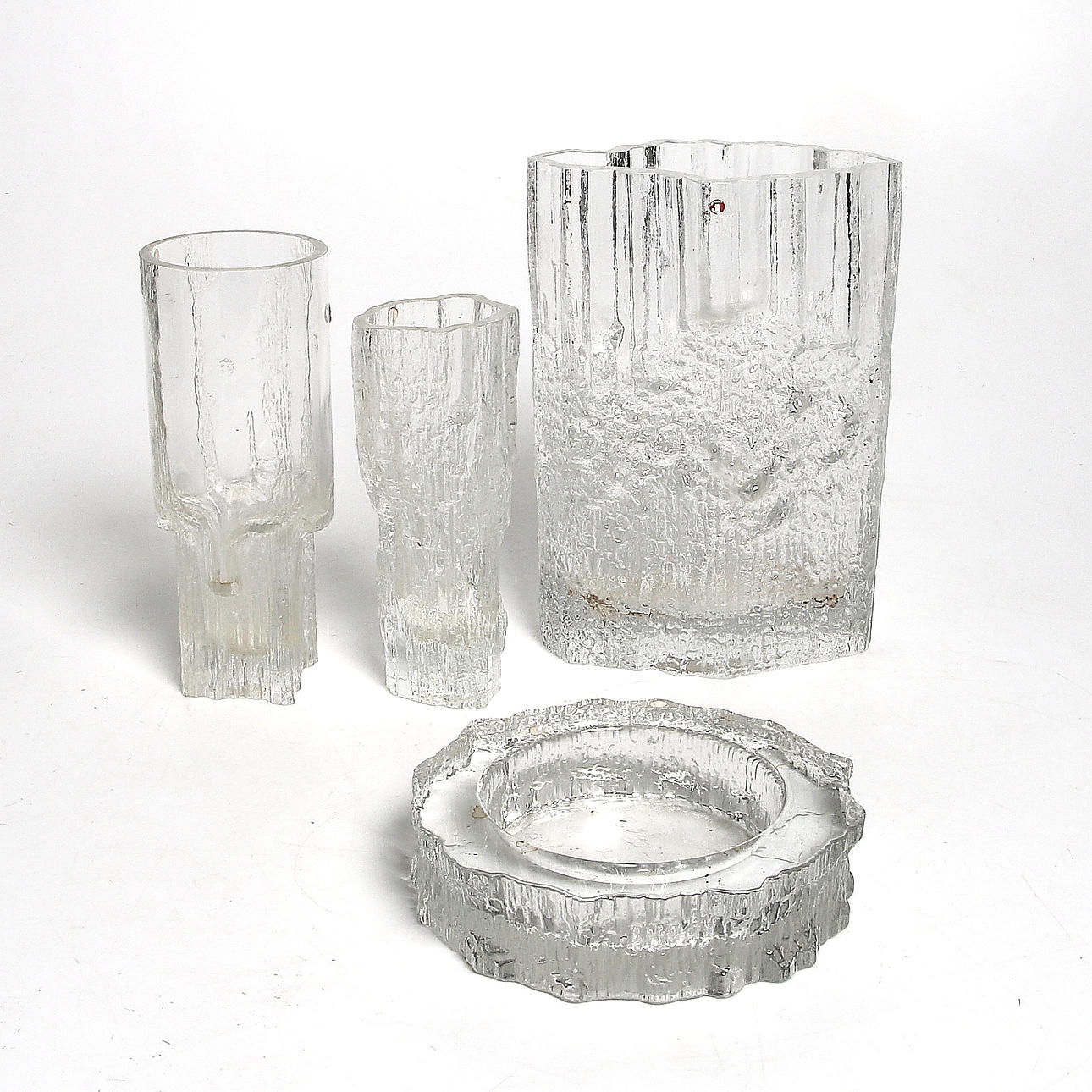PARTI GLAS, 4 delar, VASER samt ASKFAT, bl.a. Tapio Wirkkala, Iittala.
