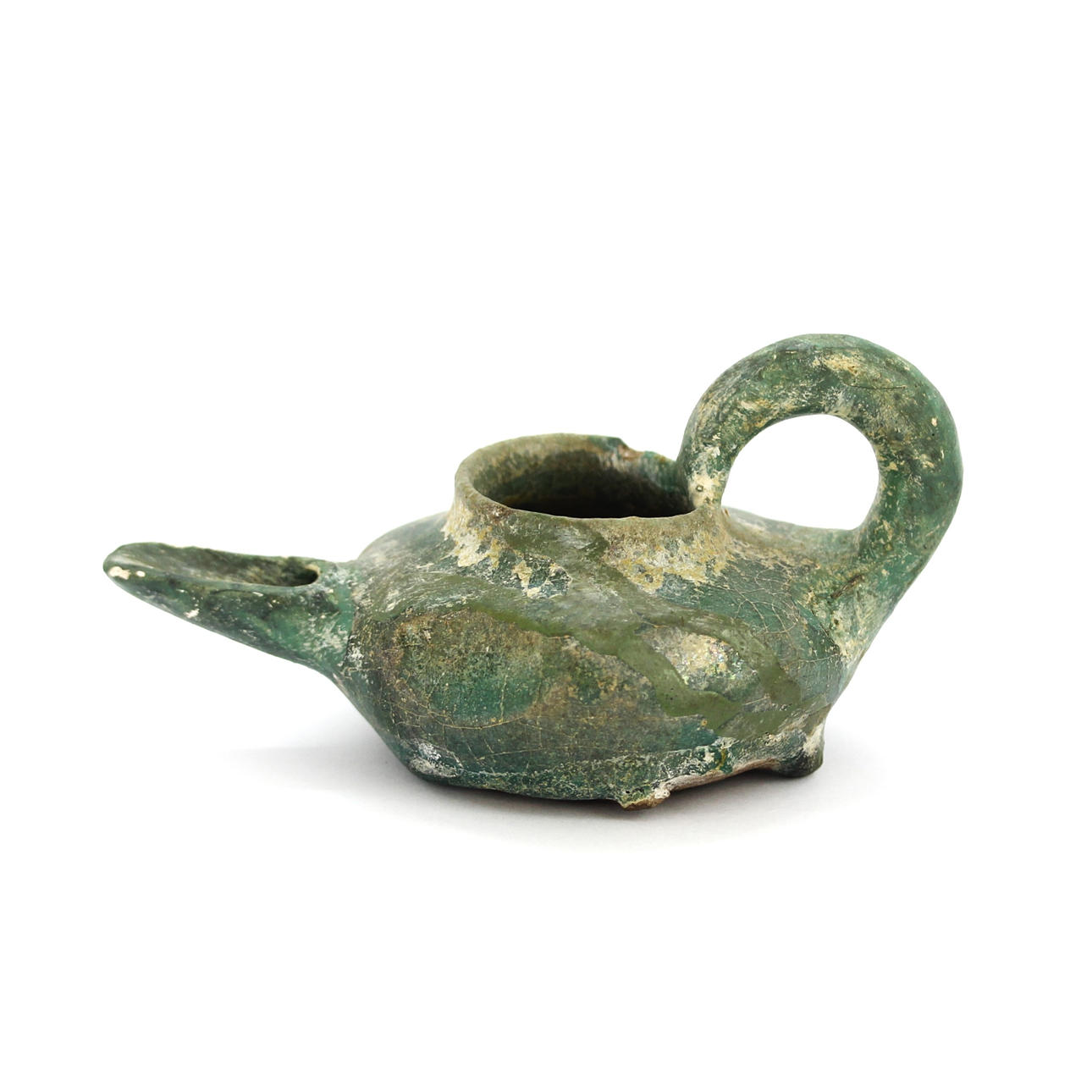 ROMAN POTTERY OIL LAMP.