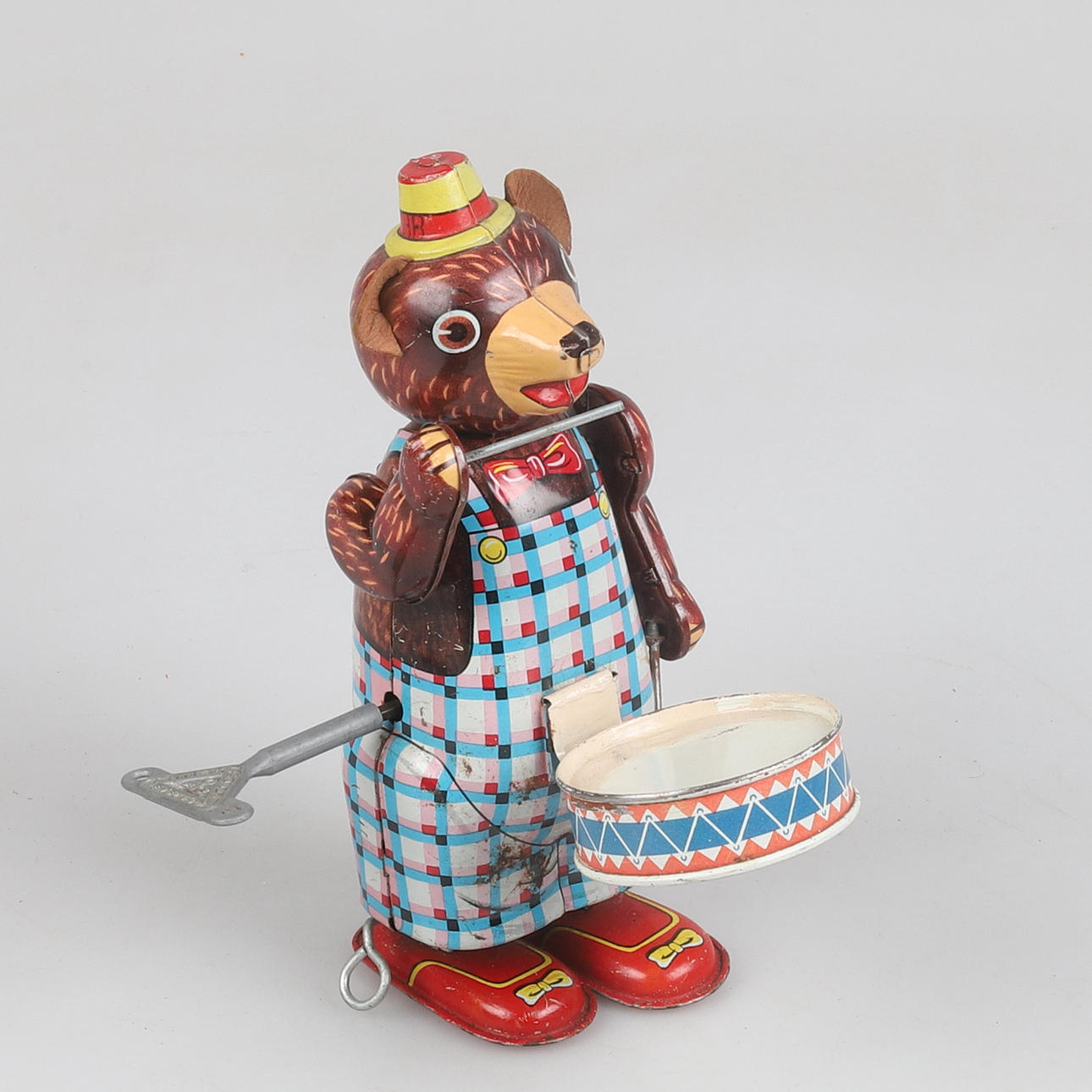 MECHANICAL TOY, tin drumming bear, 1900s, Japan.