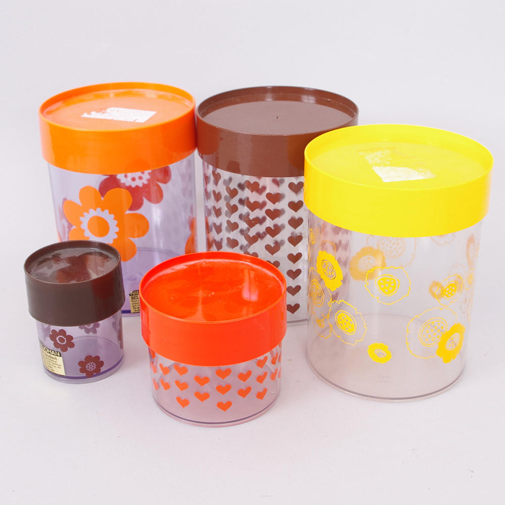 BURKAR MED LOCK, 5 stycken, plast bl.a. "Bellaburken" Erik Kold Danmark.