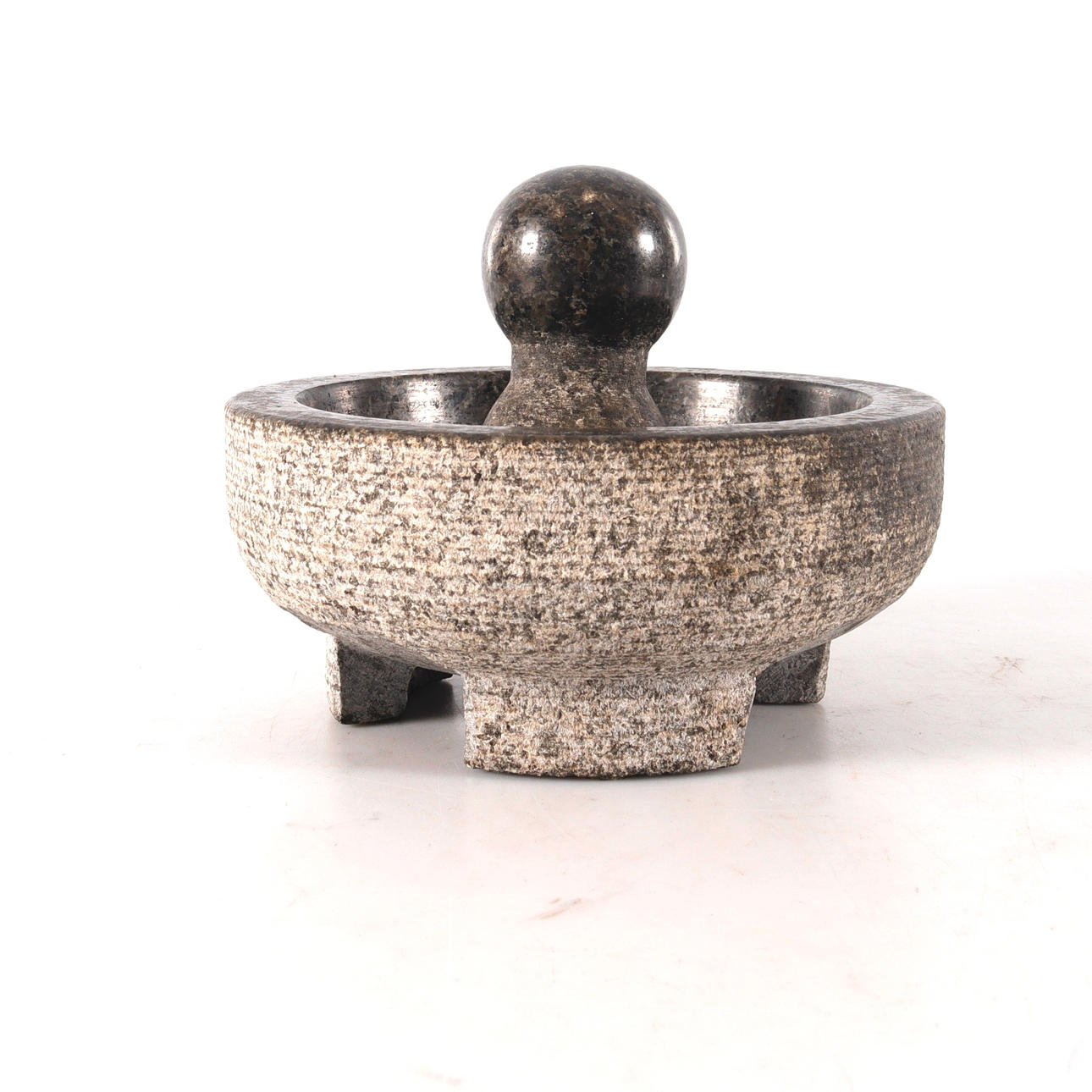 MORTEL, marmor, 1900-tal.