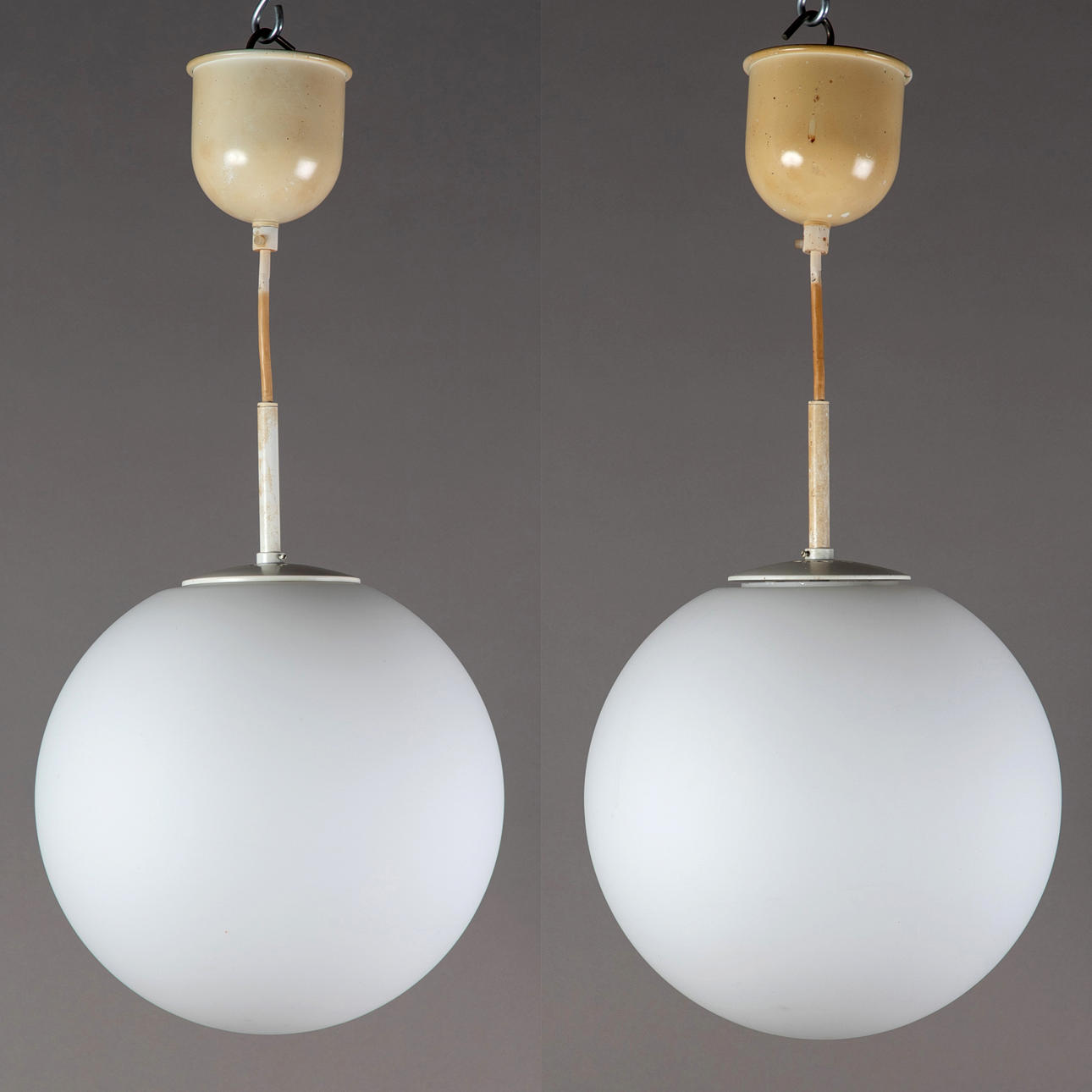 GLASHÜTTE LIMBURG. Paar Kugelleuchten. (2).