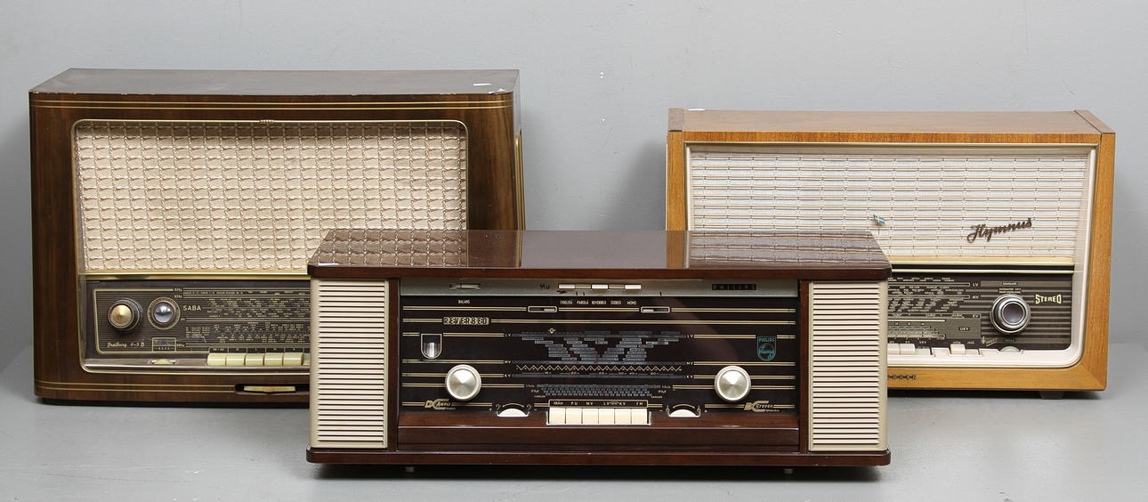 RADIOAPPARATER, 3 st, 1900-talets mitt.