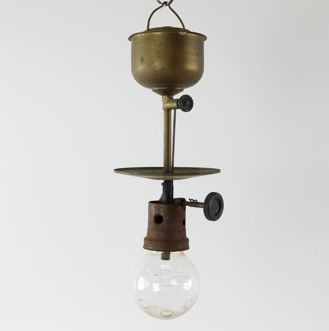fotogenlampa-radius-no-107-sverige-belysning-lampor-taklampor