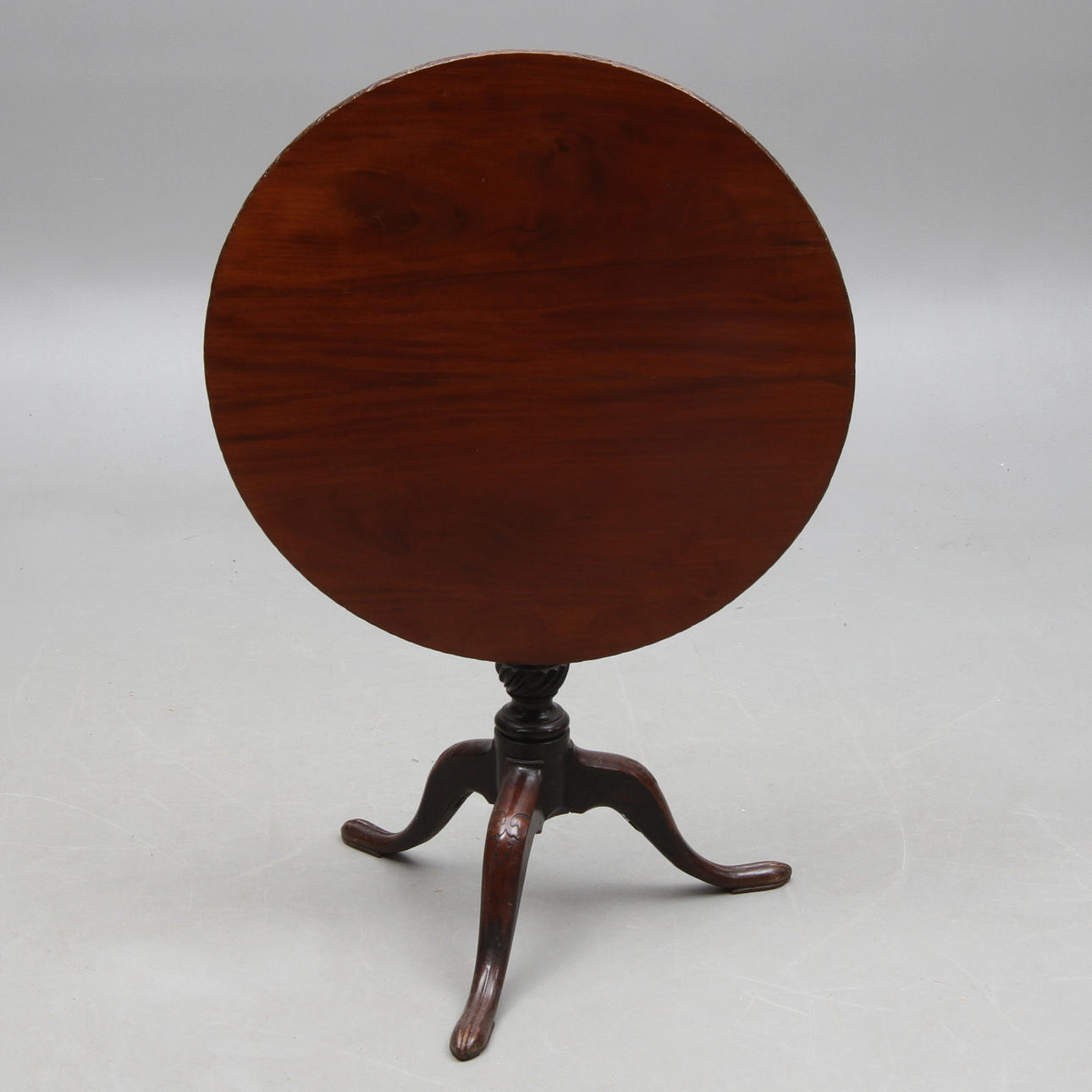 FOLDING TABLE, 1700s / 1800s.