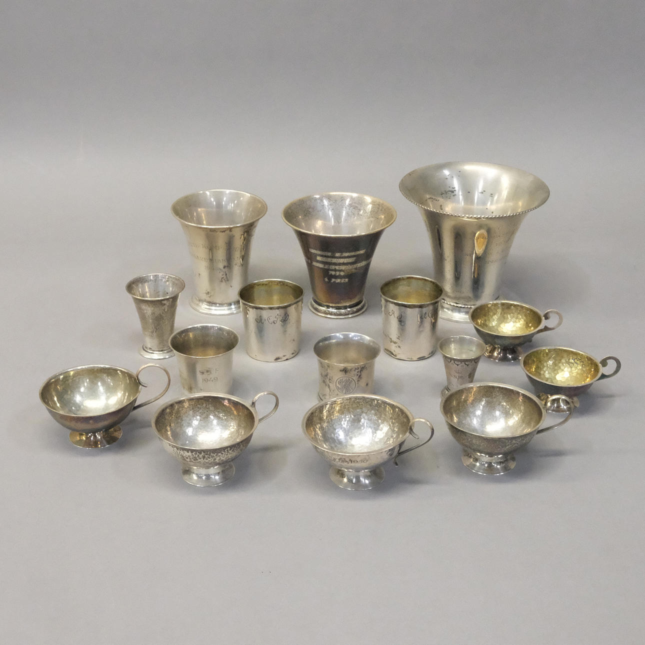 15 SILVER OBJECTS.