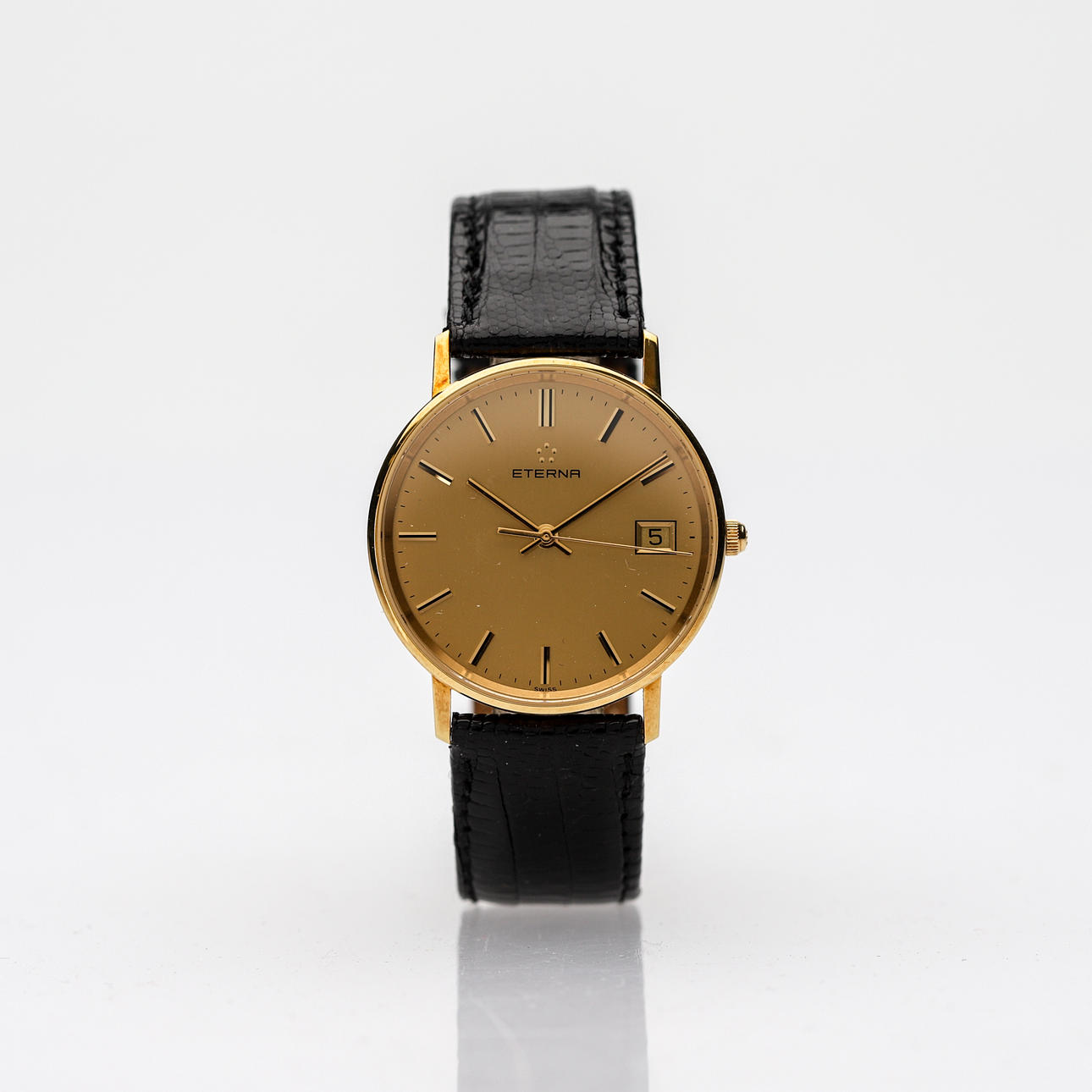 ETERNA, Wristwatch, 18K gold, quartz, date, 2000s.