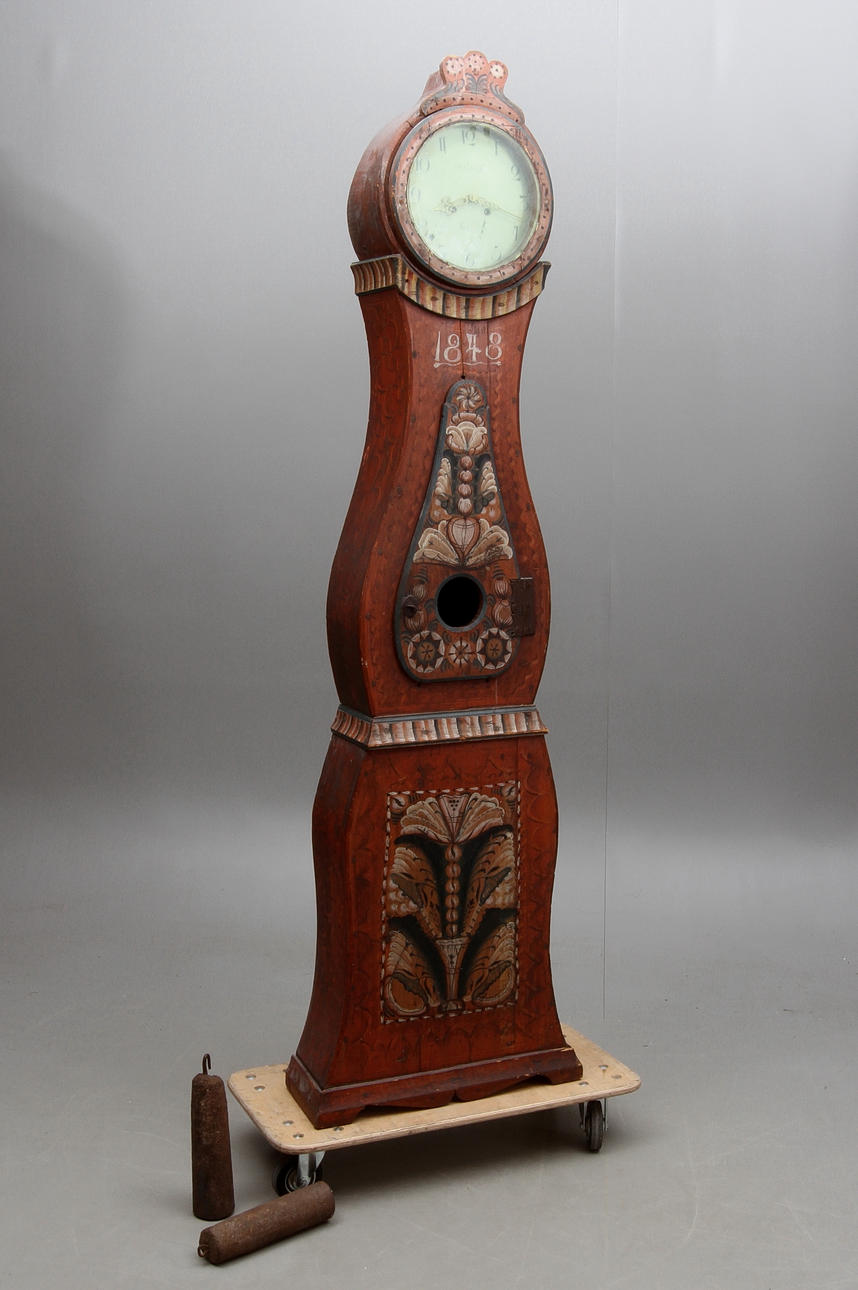 GOLVUR, allmoge, urverk märkt Mora, fodral daterad 1848.