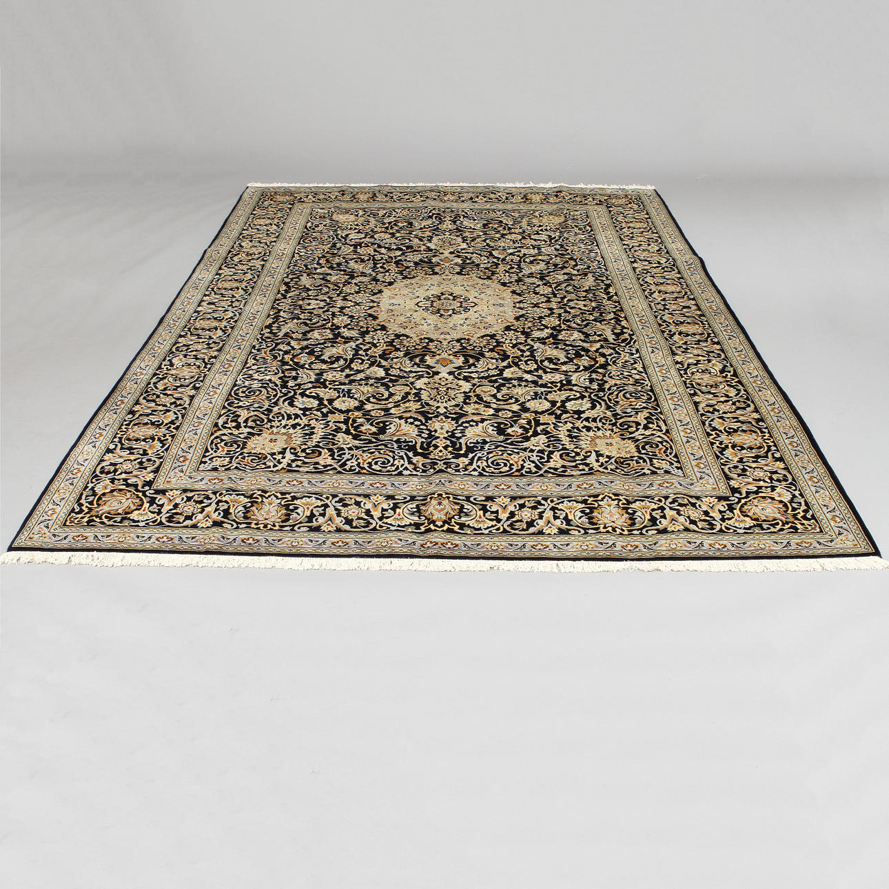 MATTA, orientalisk, Persisk, 390x270 cm.