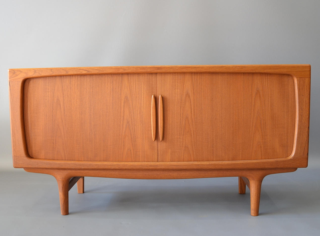 SIDEBOARD, för Silkeborg Møbler.
