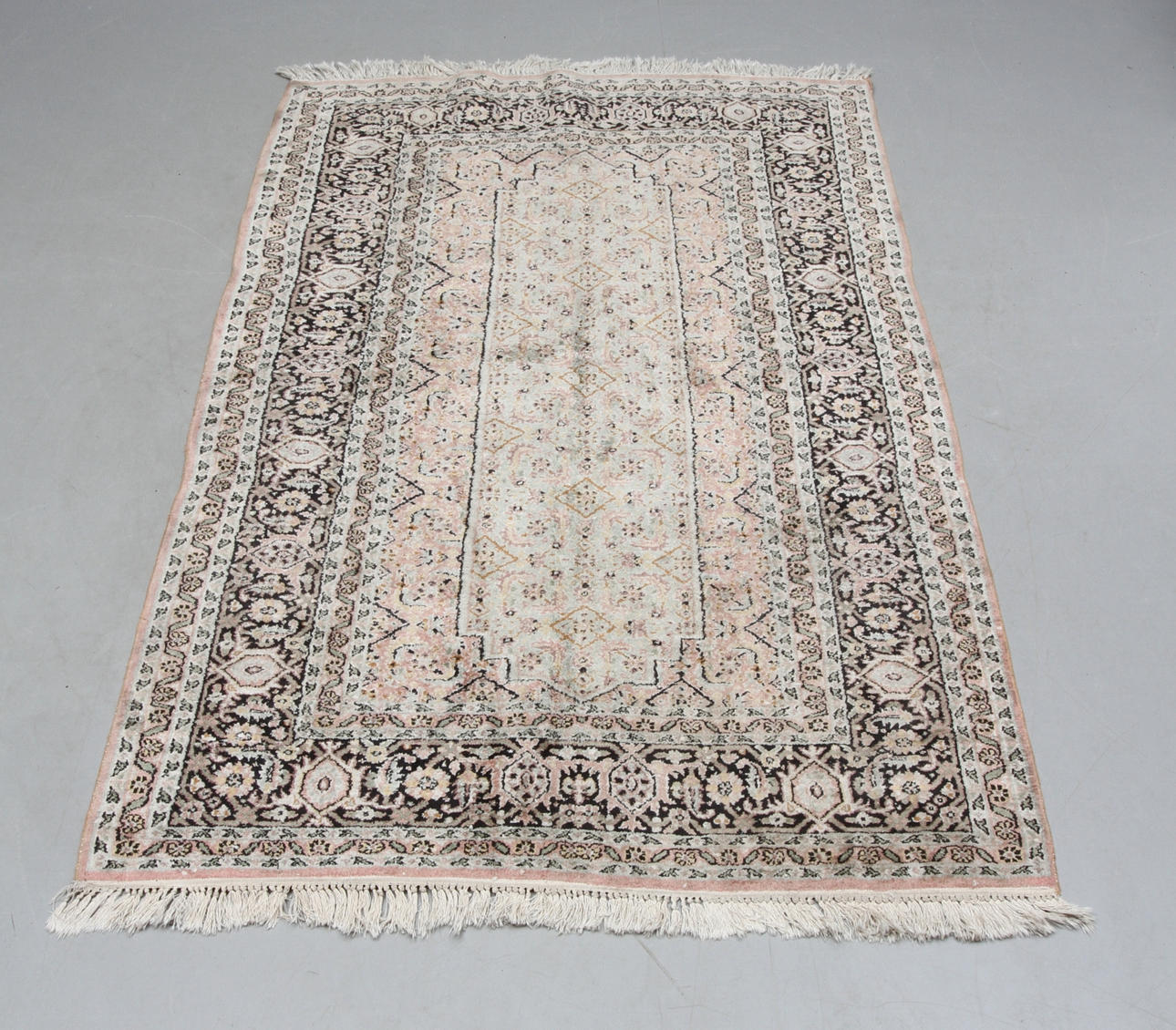 MATTA, orientalisk, ca 180 x 118 cm.