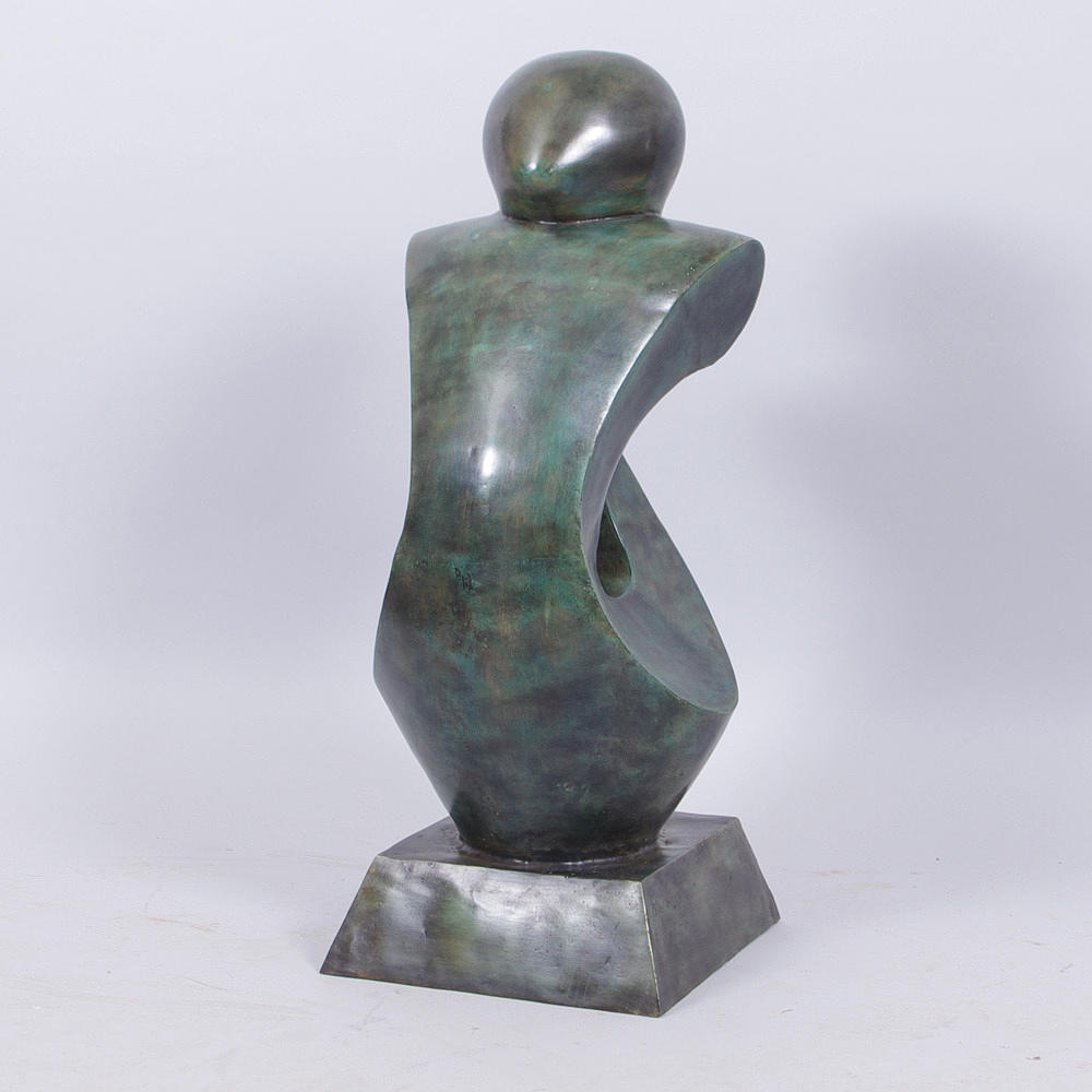 OIDENTIFIERAD KONSTNÄR. Figurkomposition, brons, modern design, osignerad.