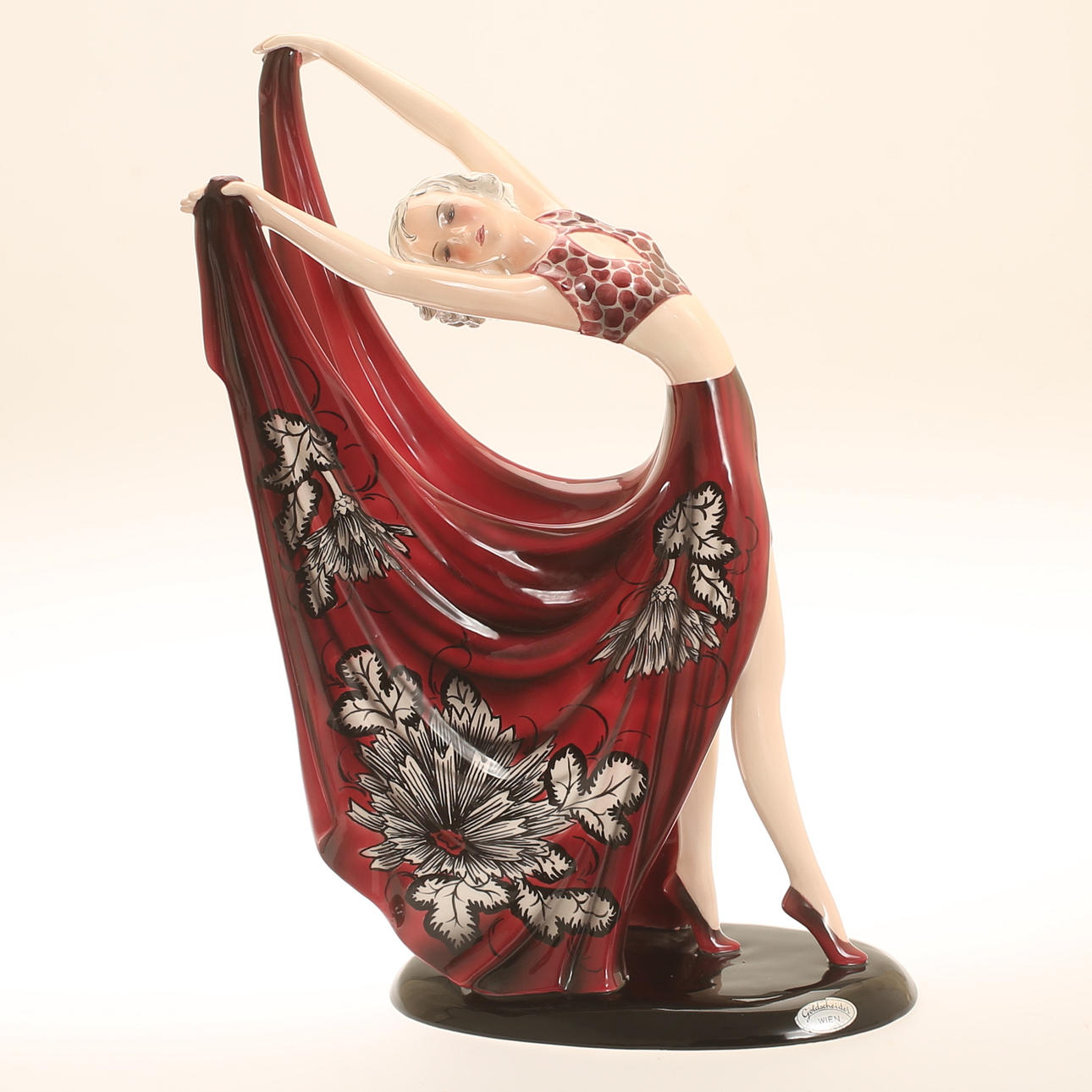 STEFAN DAKON. La figurilla, flintware, Goldscheider 1930.