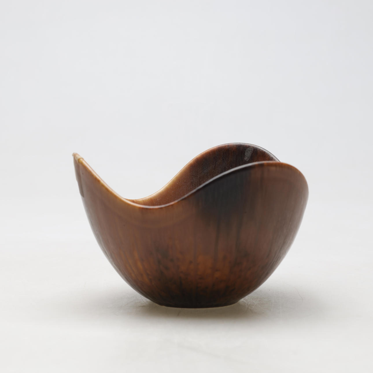 GUNNAR NYLUND. bowl, stoneware, Rörstrand.