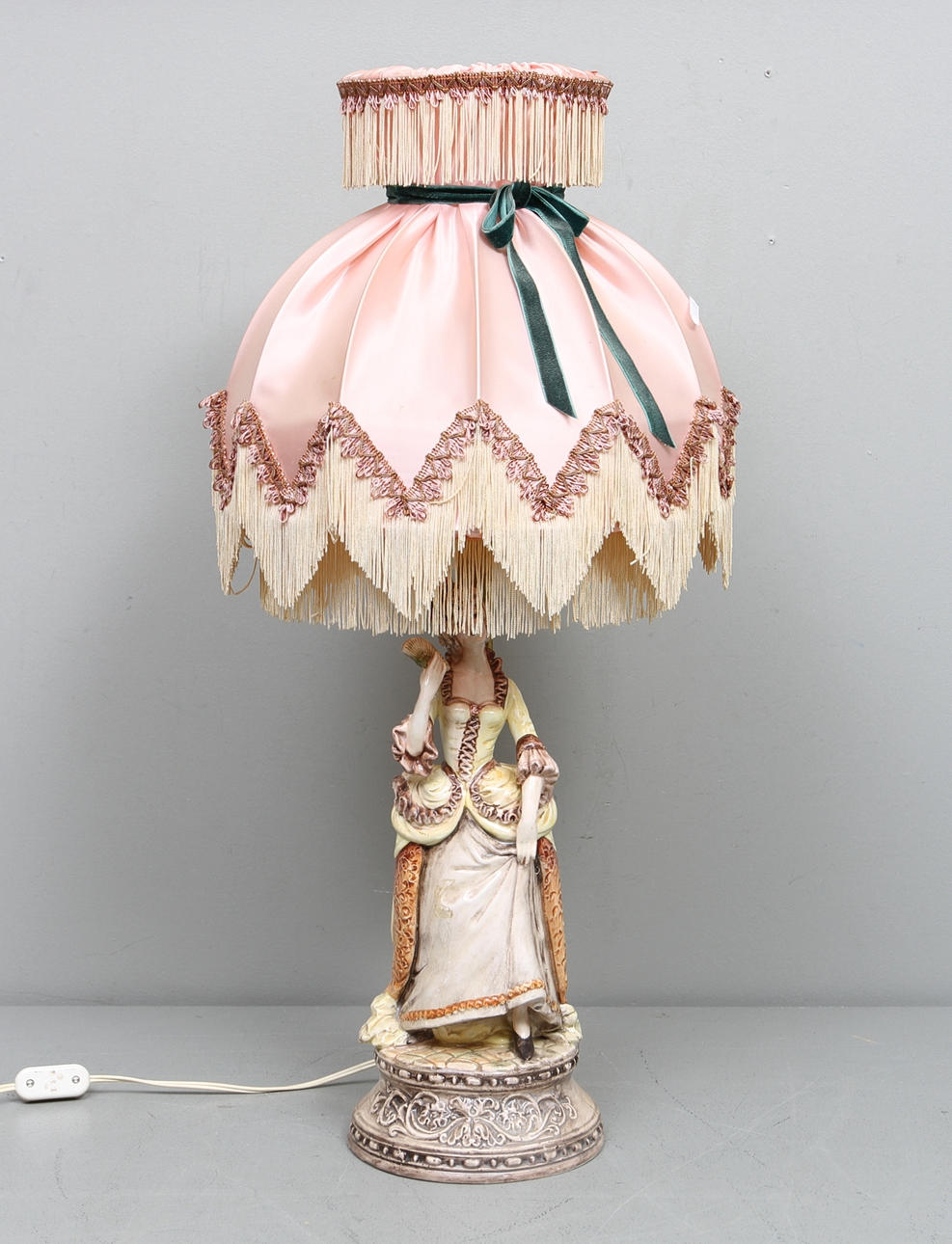 BORDSLAMPA, keramik och metall, Italien, 1900-talets andra hälft.