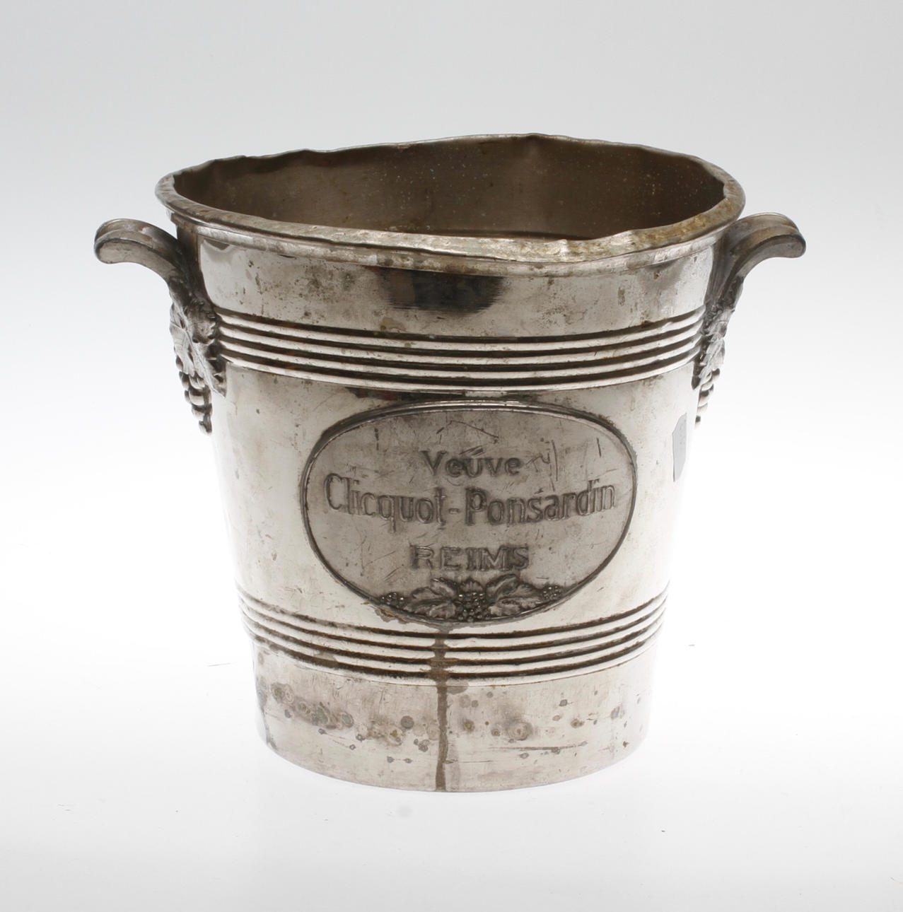 CHAMPAGNEKYLARE, nysilver, "Veuve, Clicquot-Ponsardin, Reims", Frankrike, 1900-talets första hälft.