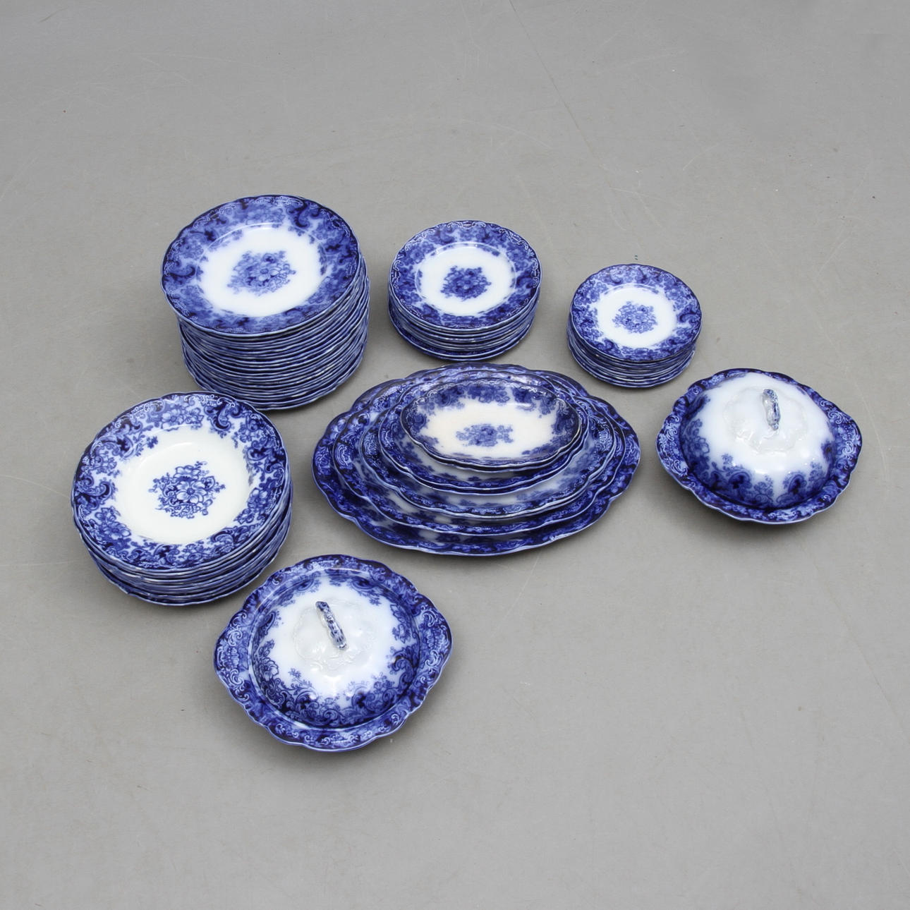 SERVISDELAR, 65 delar, porslin, "Ormonde", Alfred Meakin, 1800/1900-tal.