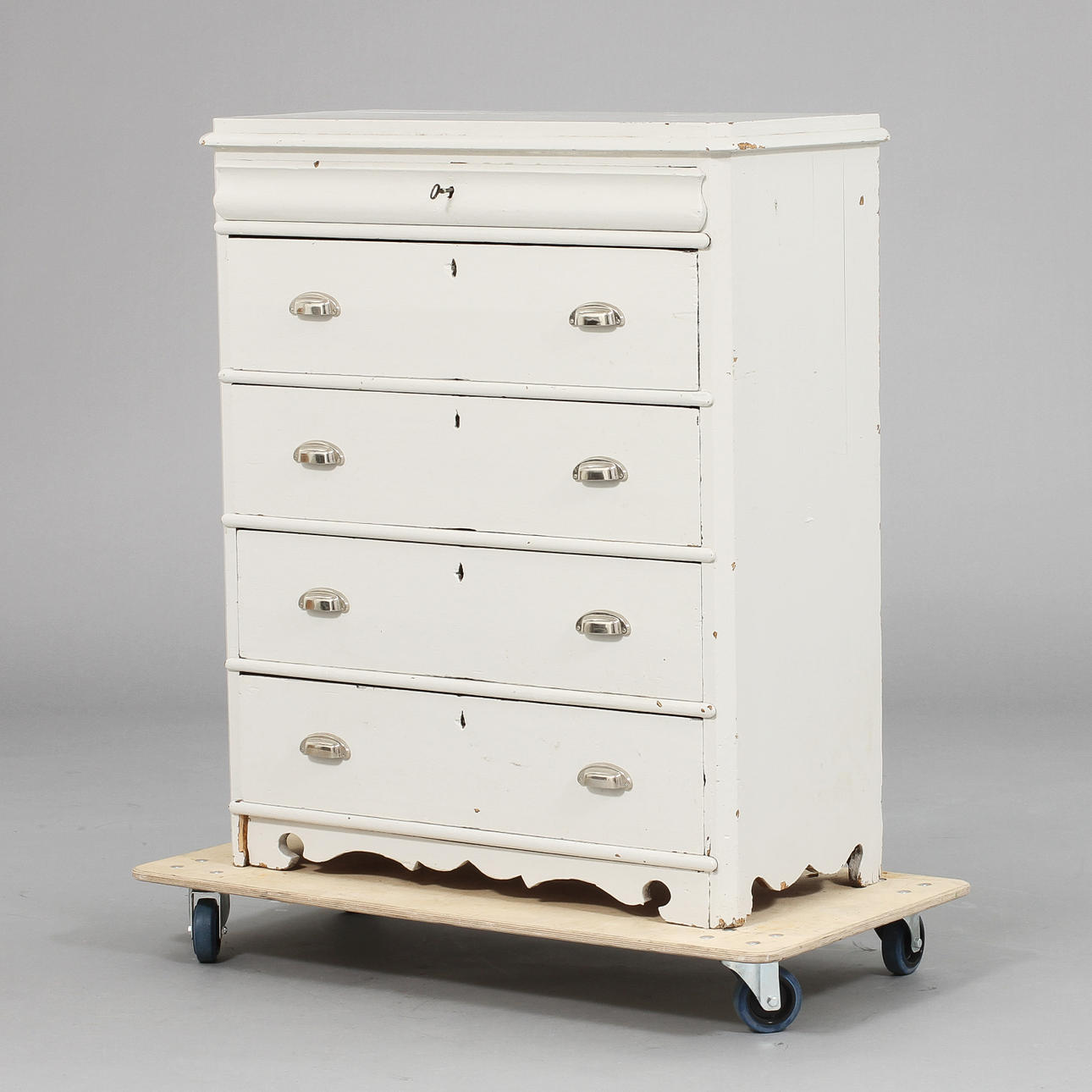 BYRÅ, nyrokoko, 1800-talets andra hälft.