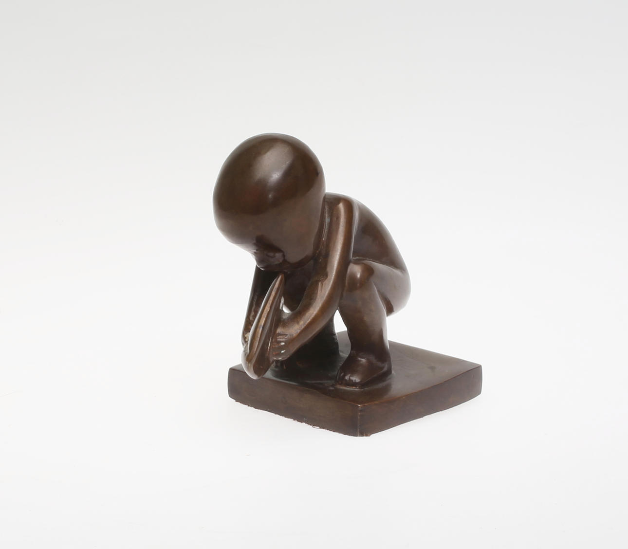 LISA LARSON. Figurin, Brons, "STORSEGLAR`N", signerad och numrerad 246, 1900-tal.