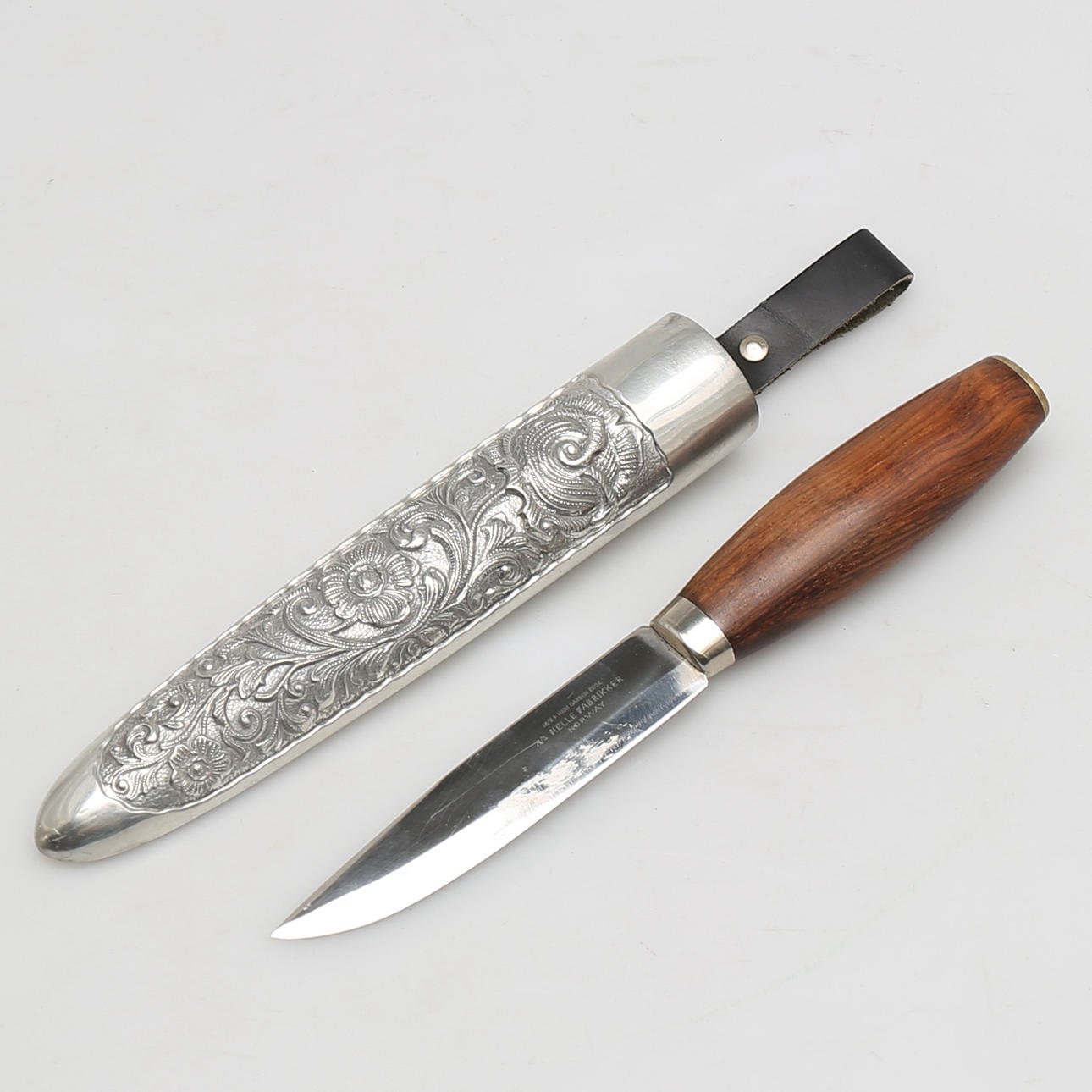 KNIV i slida, EIK, Helle Fabrikker, Norge.