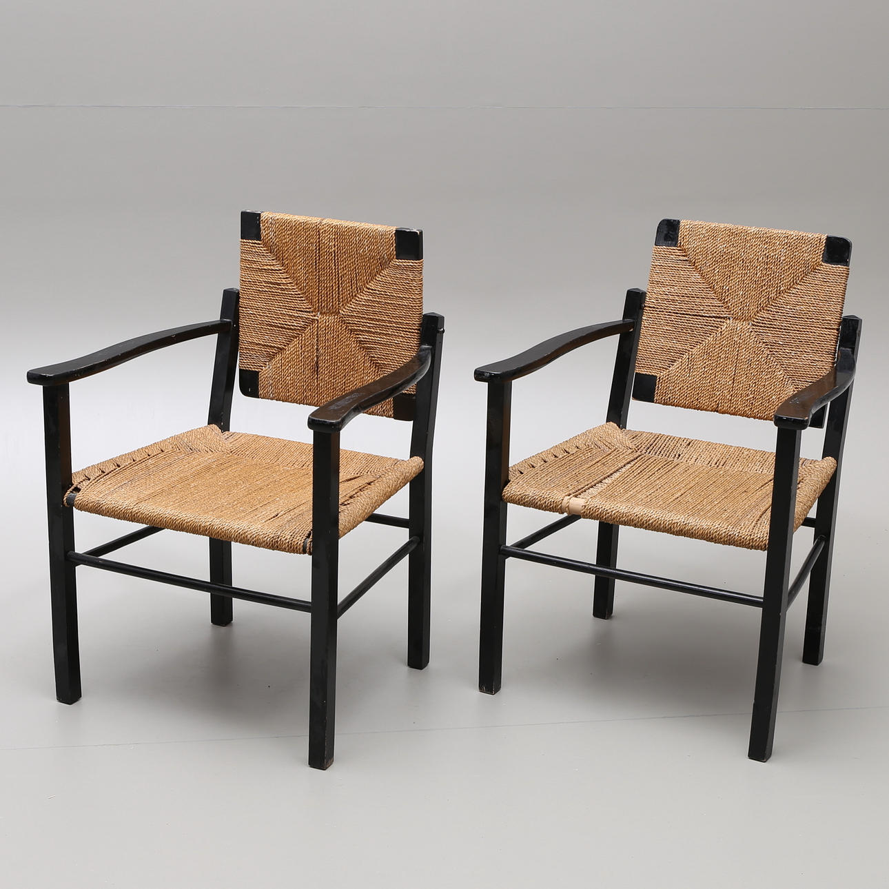 KARMSTOLAR, 1900-talets mitt.