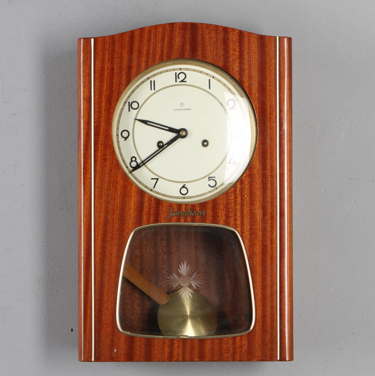 VÄGGUR, Junghans, omkring 1900-talets mitt.