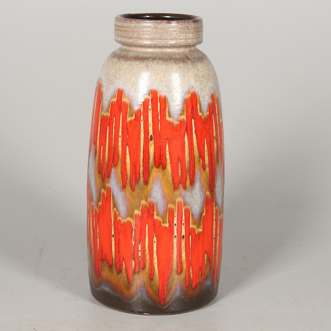 SCHEURICH KERAMIK. EN VÄSTTYSK VAS.