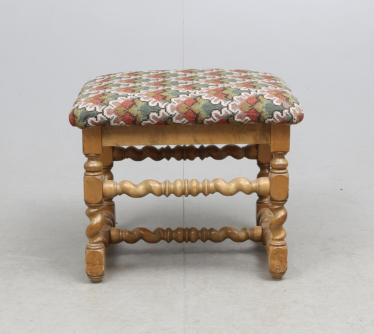 PALL, barockstil, 1900-tal.