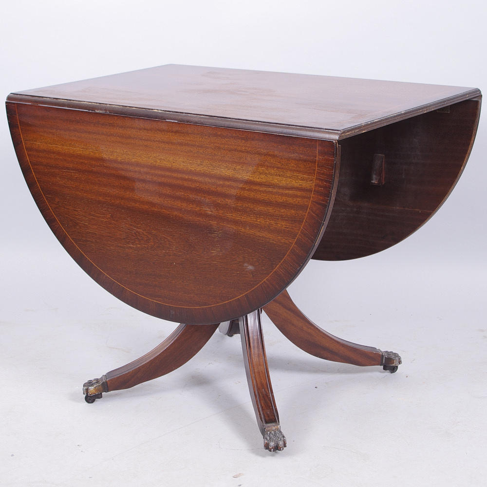 SALONGSBORD, mahogny, engelsk stil.