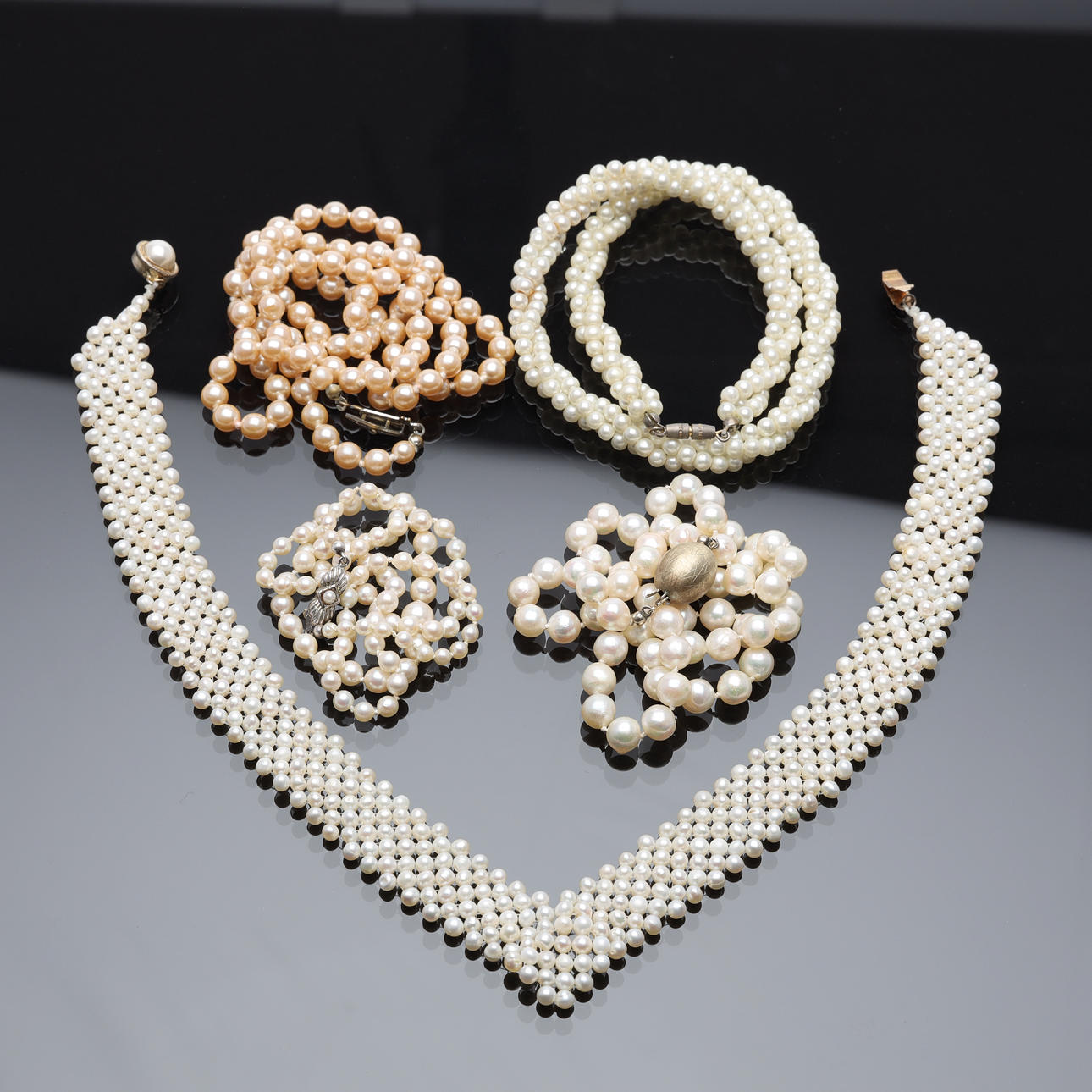 アクセサリー cocoSISE FAKE PEARL NECKLACE PEARL NECKLACE, real and fake pearls, 5 pieces. Jewellery