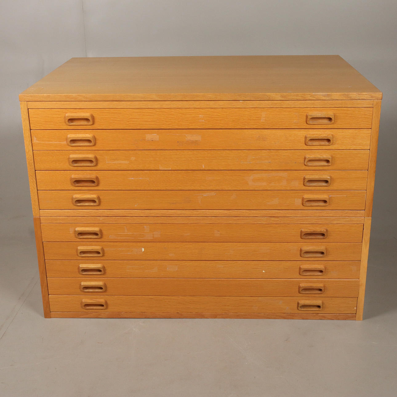 TEGNINGSKAB / ARKIVSKAB, egefiner, midten af 1900-tallet.