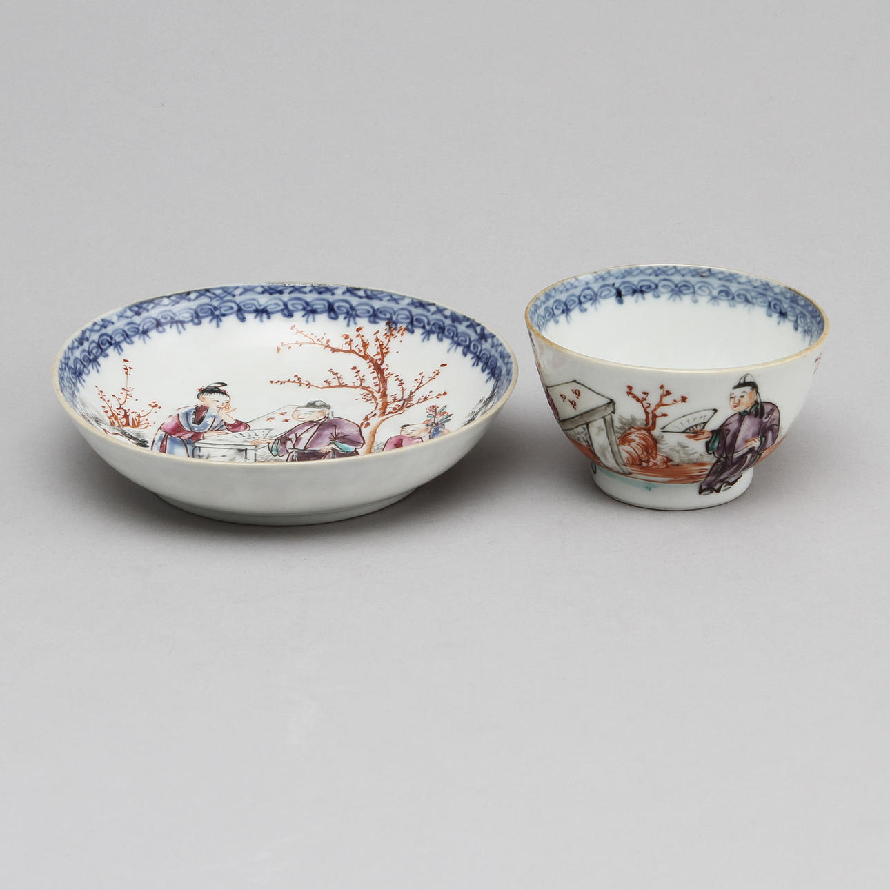 PORSLIN, 2 delar, 1700-tal, mandarinporslin, Kina.