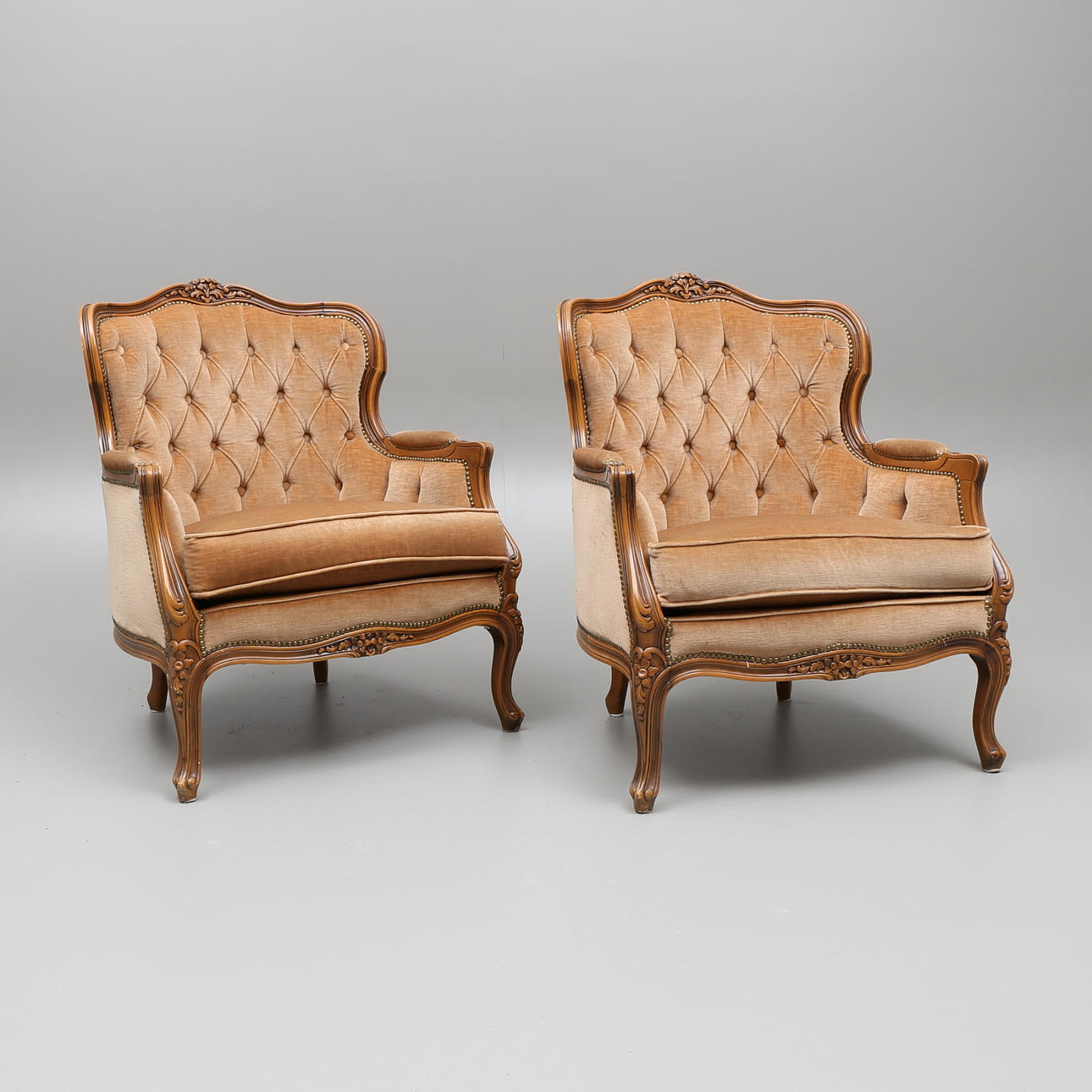 FÅTÖLJER, ett par, nyrokoko, 1900-talets mitt/andra hälft.