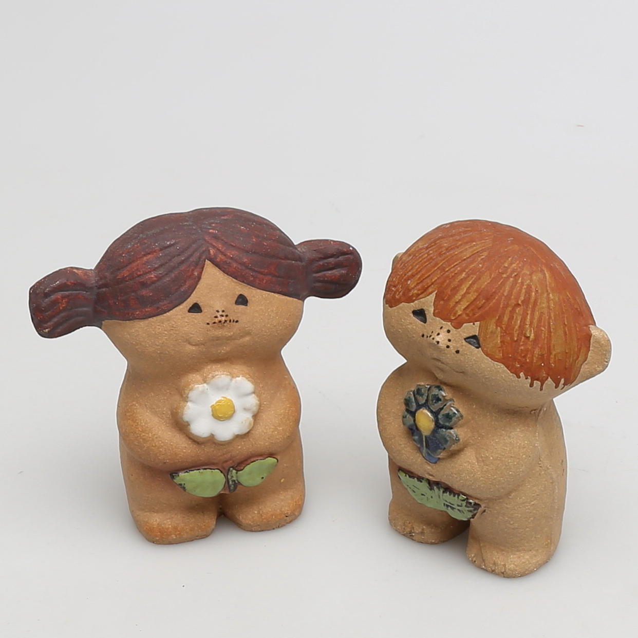 FIGURINER i stengods, "Eva & Adam", Lisa Larson, ur serien Adam & Eva 1972. Gustavsberg.