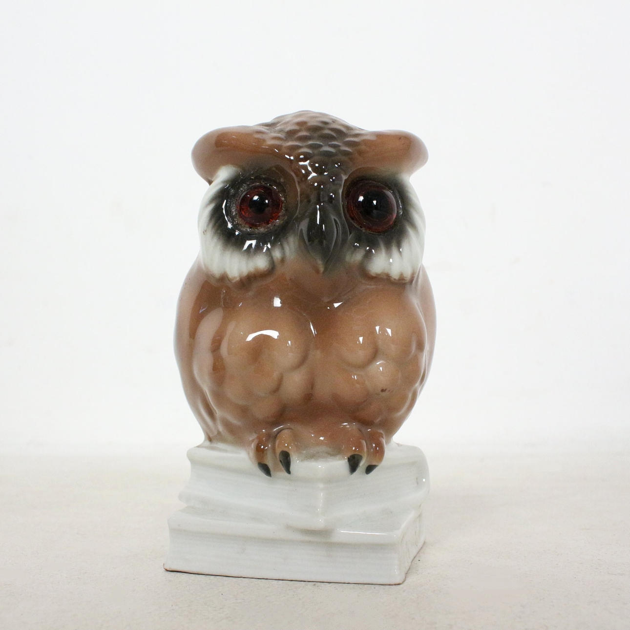 bordslampa 'uggla', porslin.