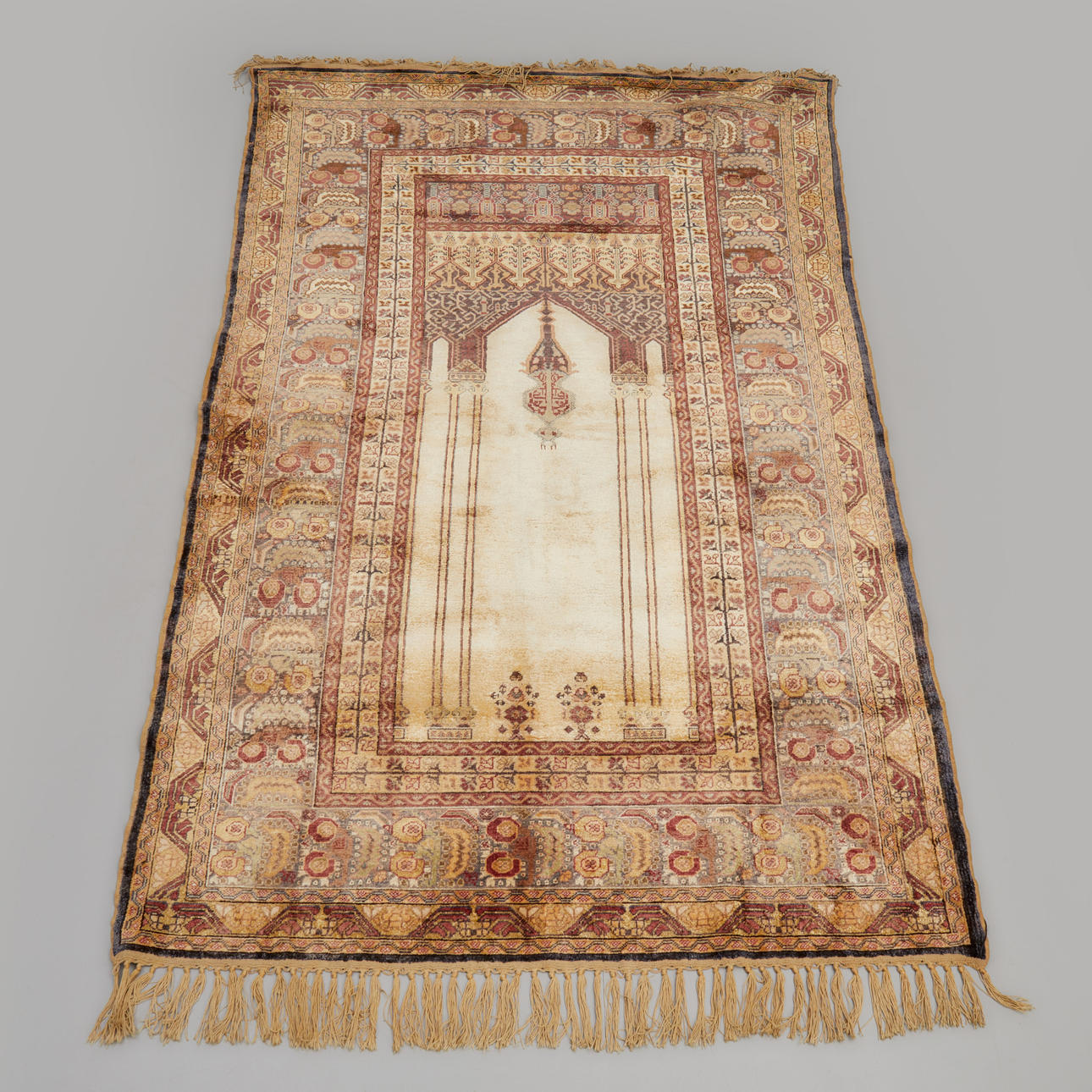 BÖNEMATTA, silke, semiantik.