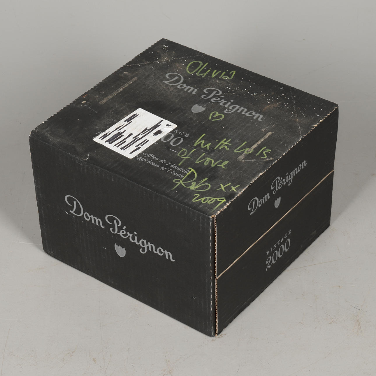 A CASE OF SIX BOTTLES OF DOM PERIGNON VINTAGE 2000. Wine, Port