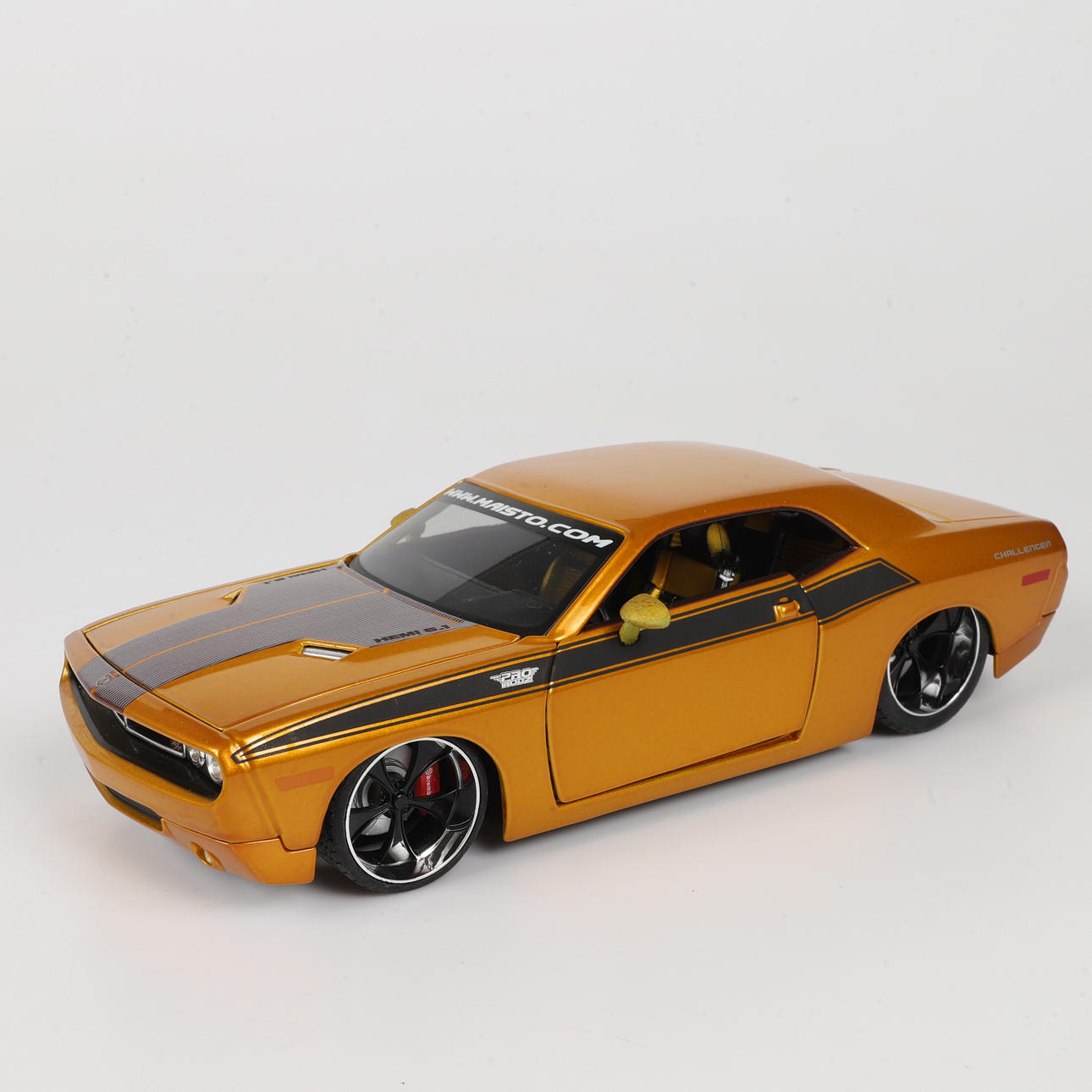 その他 Maisto 2006 Dadge CHALLENGER Concept 2006 Dodge Challenger Concept Blue 1/18 Diecast Model Car by