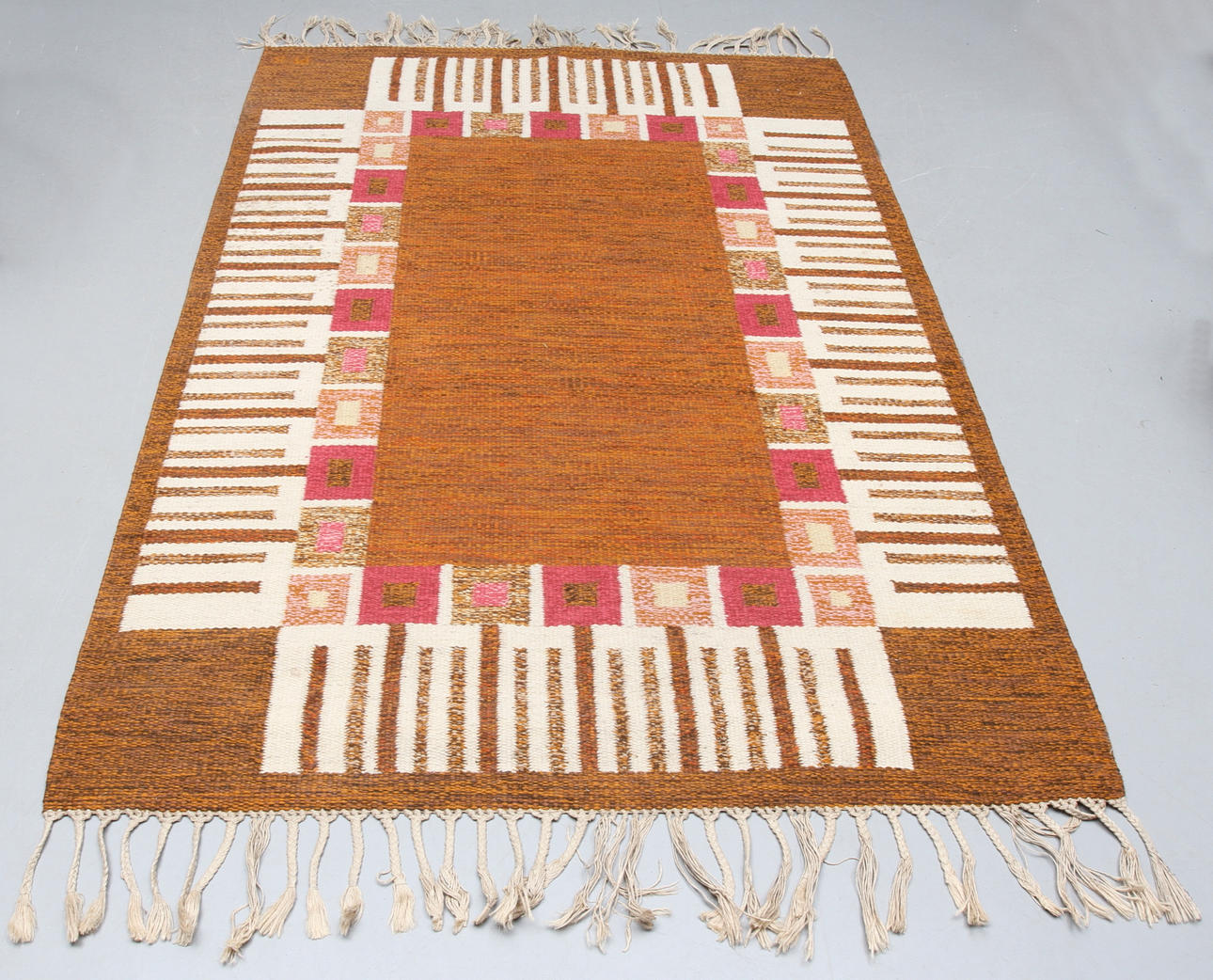 MATTA, röllakan, troligen Maj Svanström, Ca 200 x 138 cm.