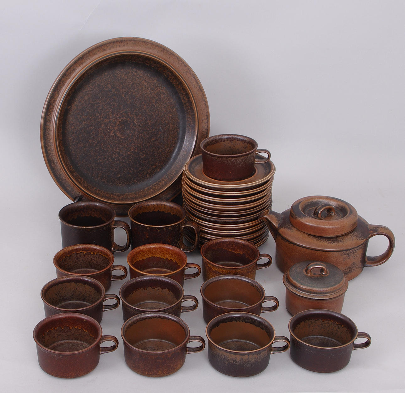 TESERVIS, "Ruska", Arabia.