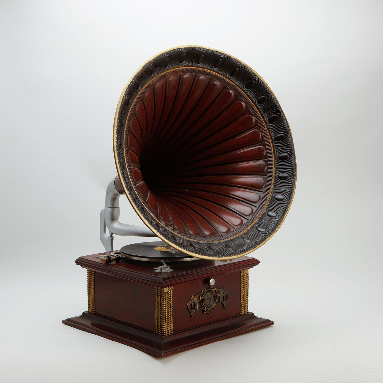 GRAMOPHONE, Primophone.