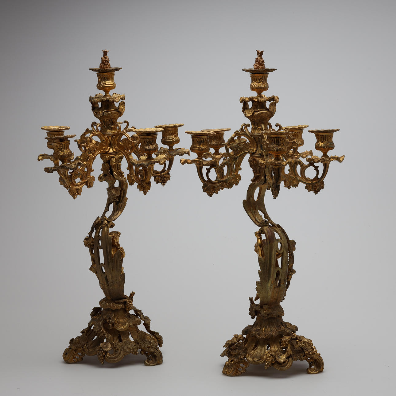 CANDELABRO 1 par de bronce dorado siglo XIX.