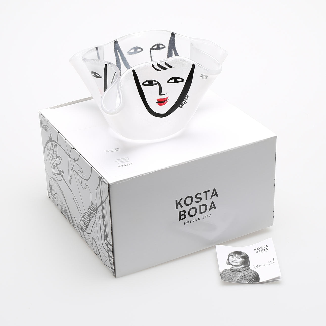 SKÅL, "Happy going" Ulrika Hydman Vallien, Kosta Boda.